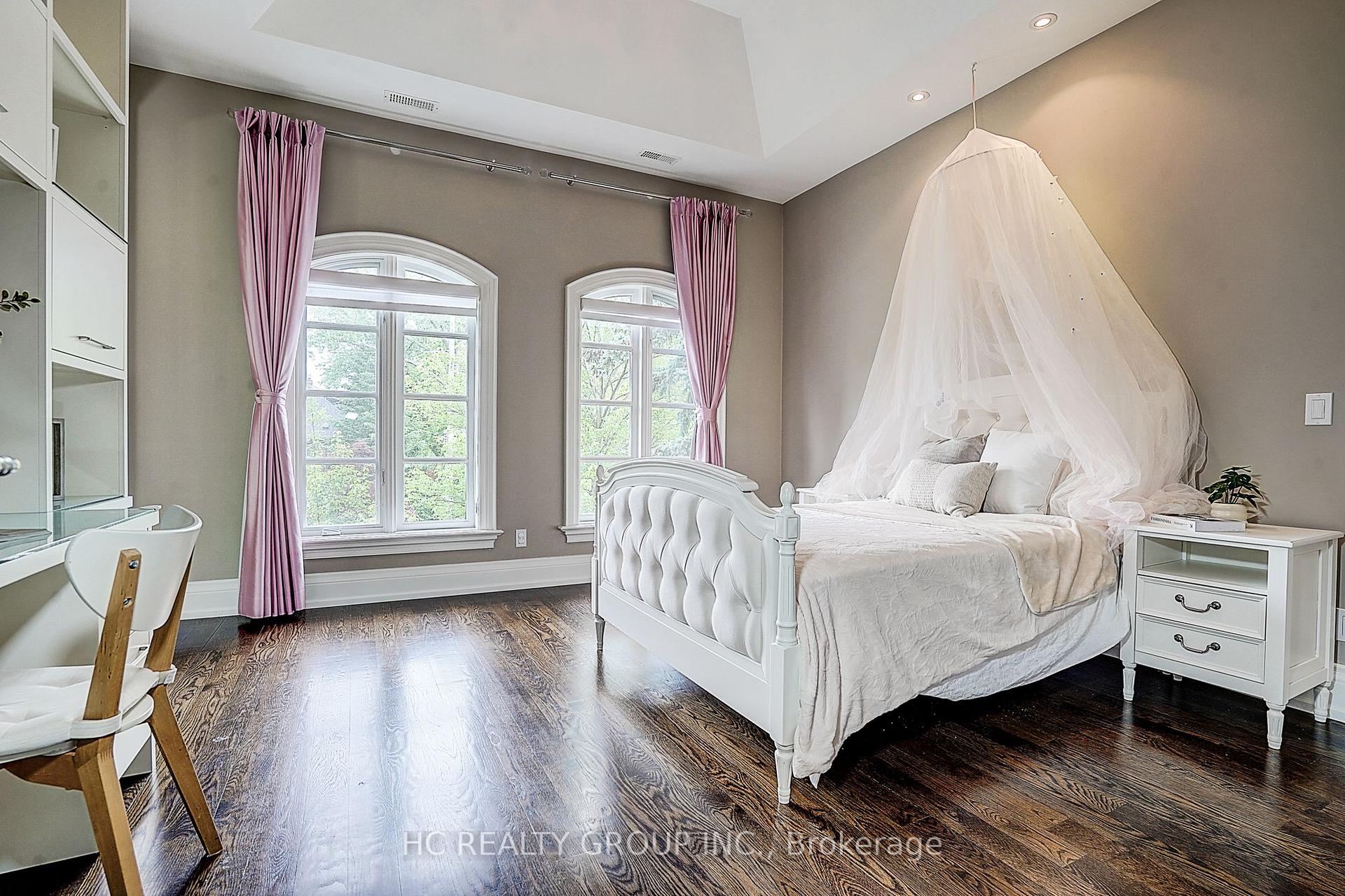 Photo 33 of 119 Strathallan Boulevard, Toronto, Lawrence Park South — HOMEH