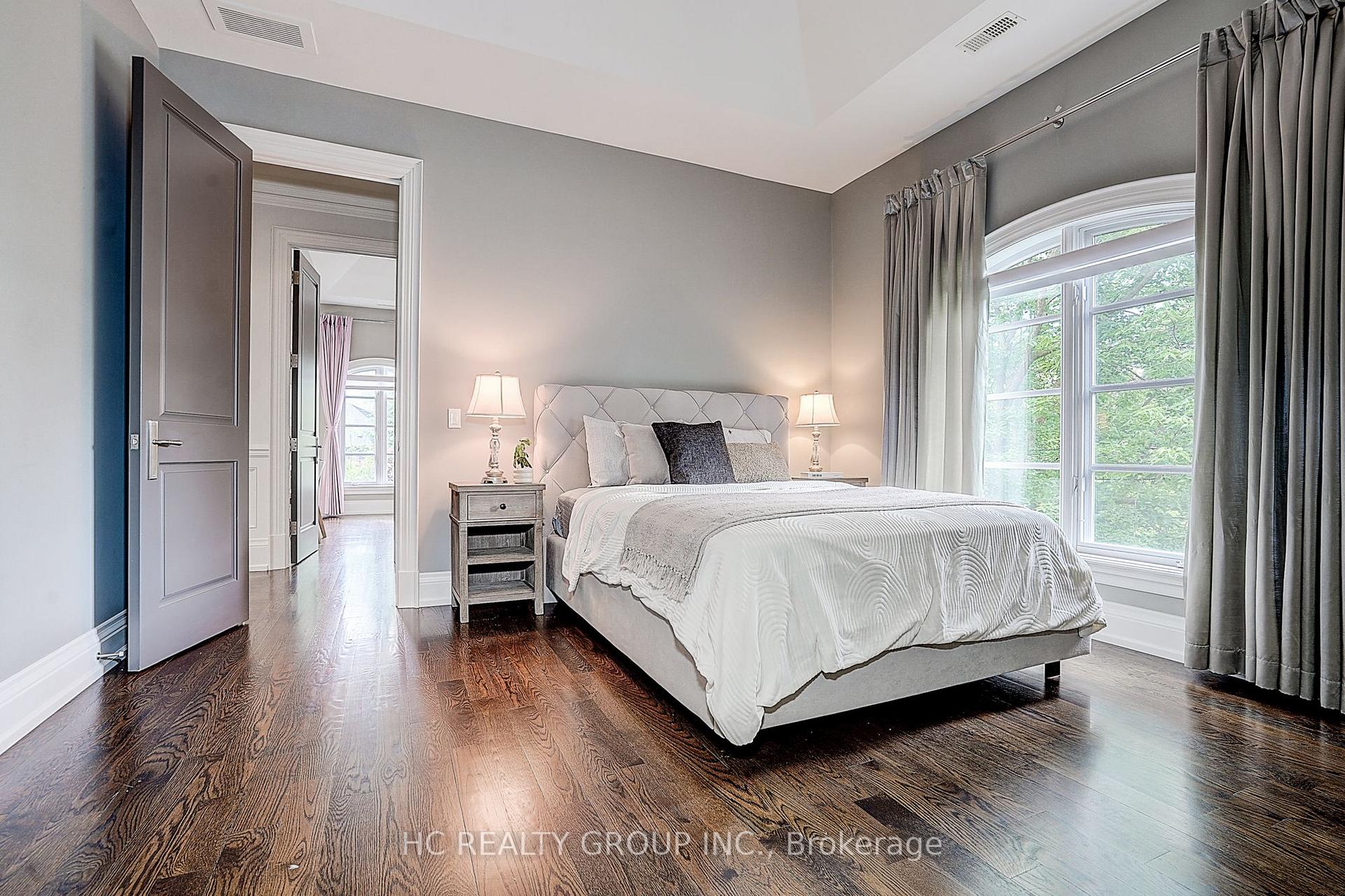 Photo 36 of 119 Strathallan Boulevard, Toronto, Lawrence Park South — HOMEH