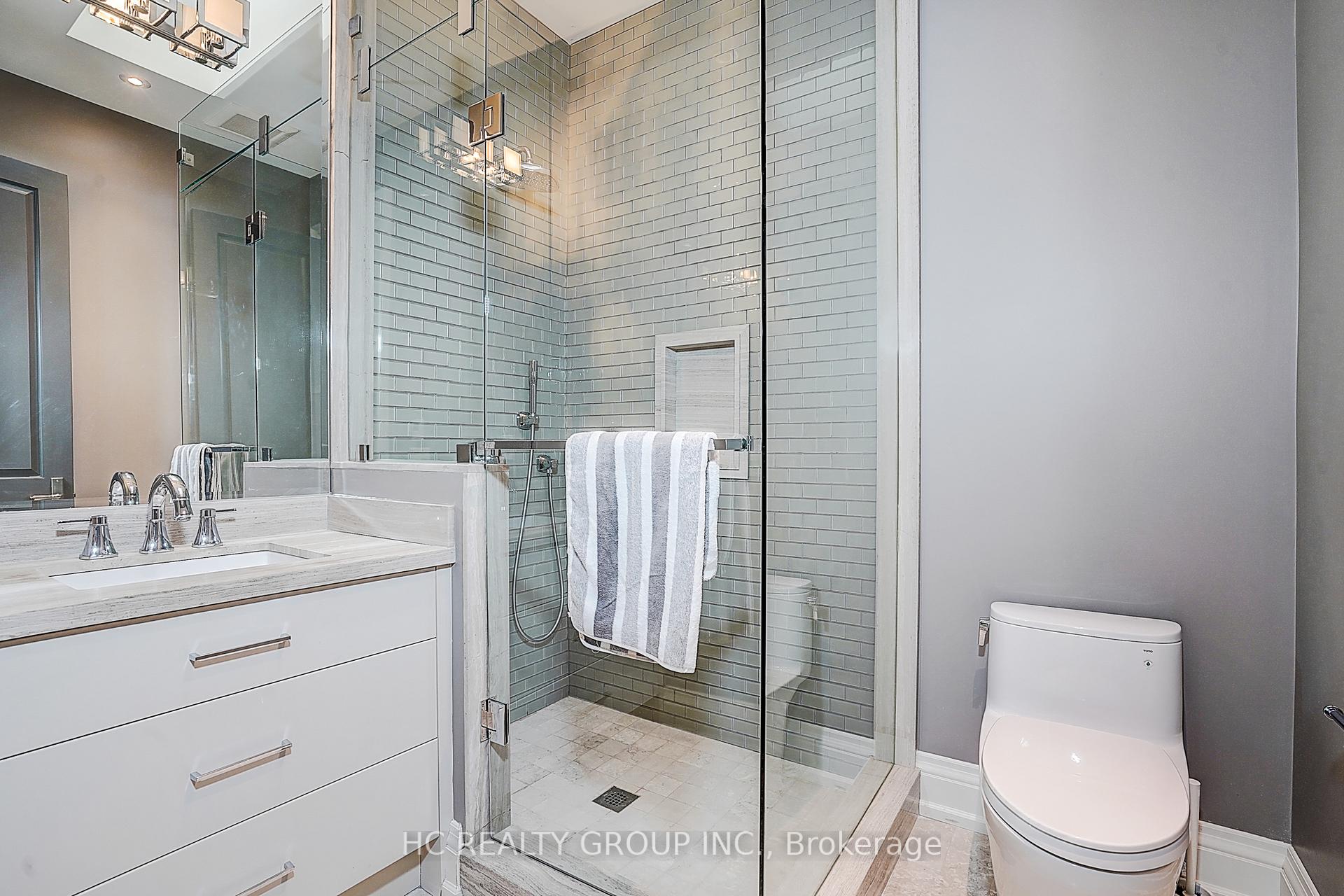 Photo 41 of 119 Strathallan Boulevard, Toronto, Lawrence Park South — HOMEH