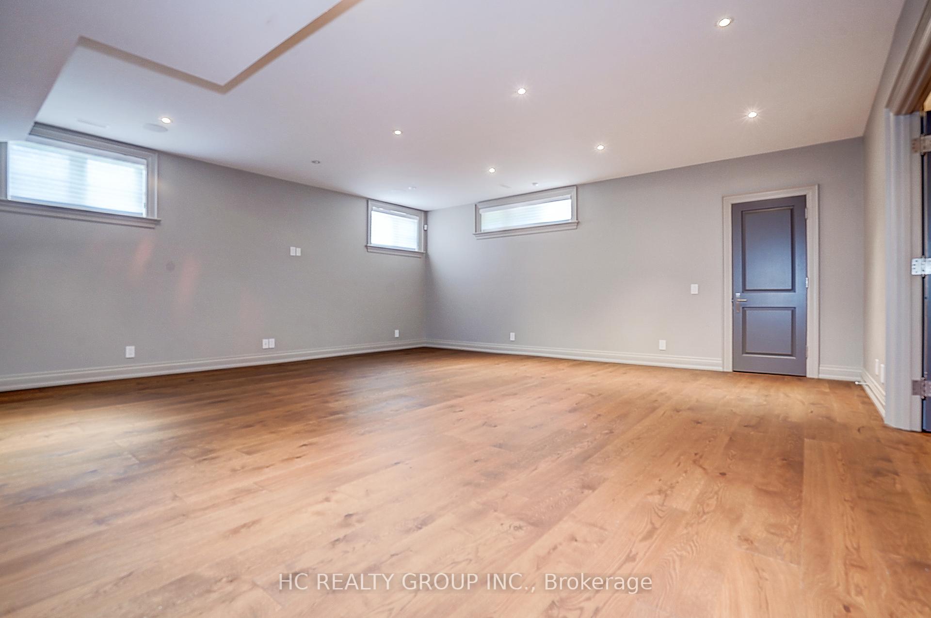 Photo 42 of 119 Strathallan Boulevard, Toronto, Lawrence Park South — HOMEH