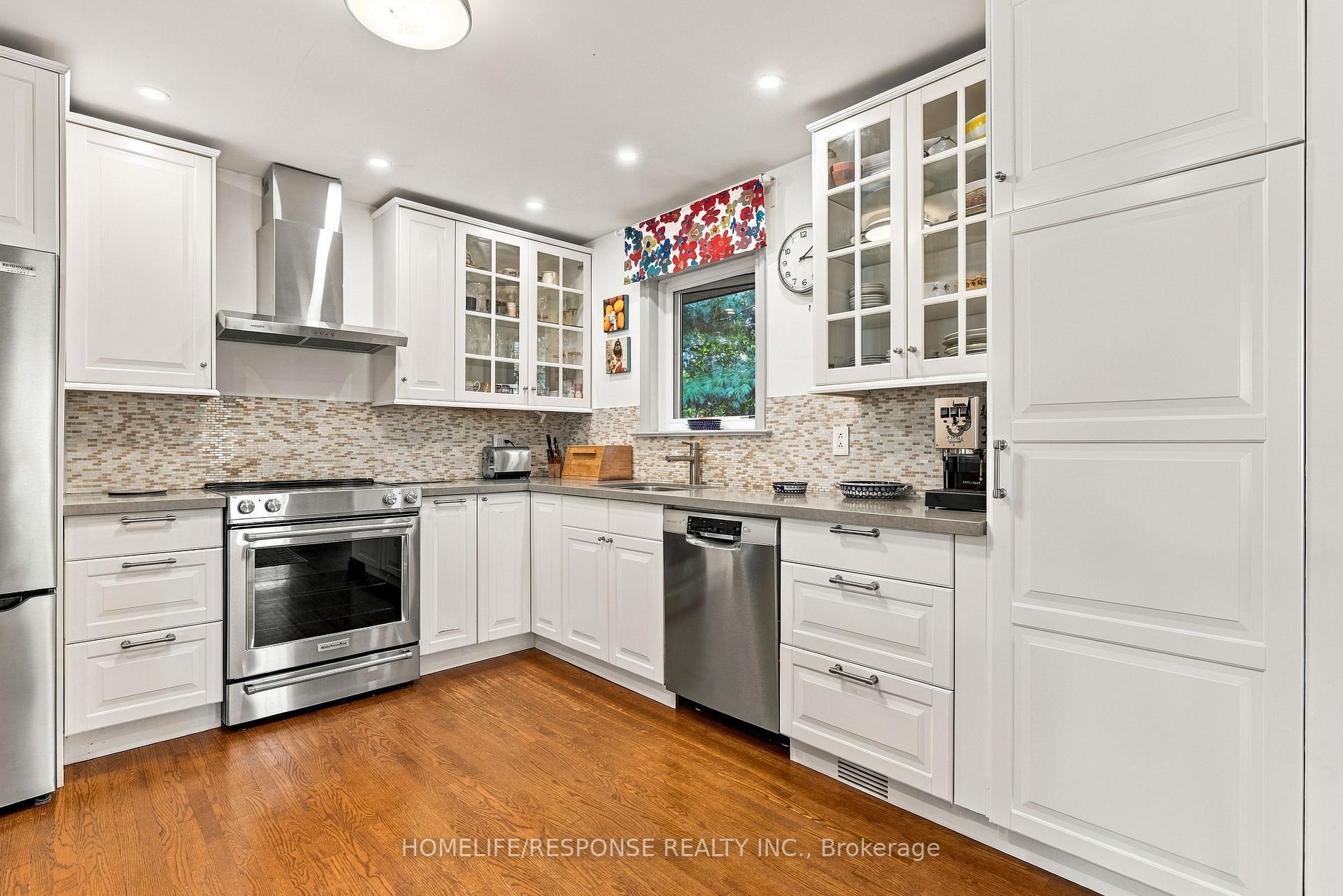 Photo 5 of 181 McGill Street, Mississauga, Cooksville — HOMEH