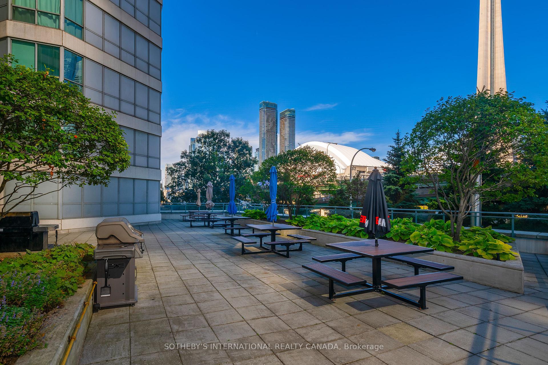 Photo 18 of Unit 1815, 230 Queens Quay W, Toronto, Waterfront Communities — HOMEH