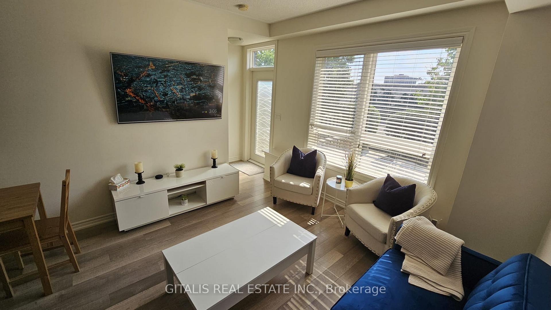 Photo 2 of Unit 4, 94 Caledonia Park Road, Toronto, Corso Italia-Davenport — HOMEH