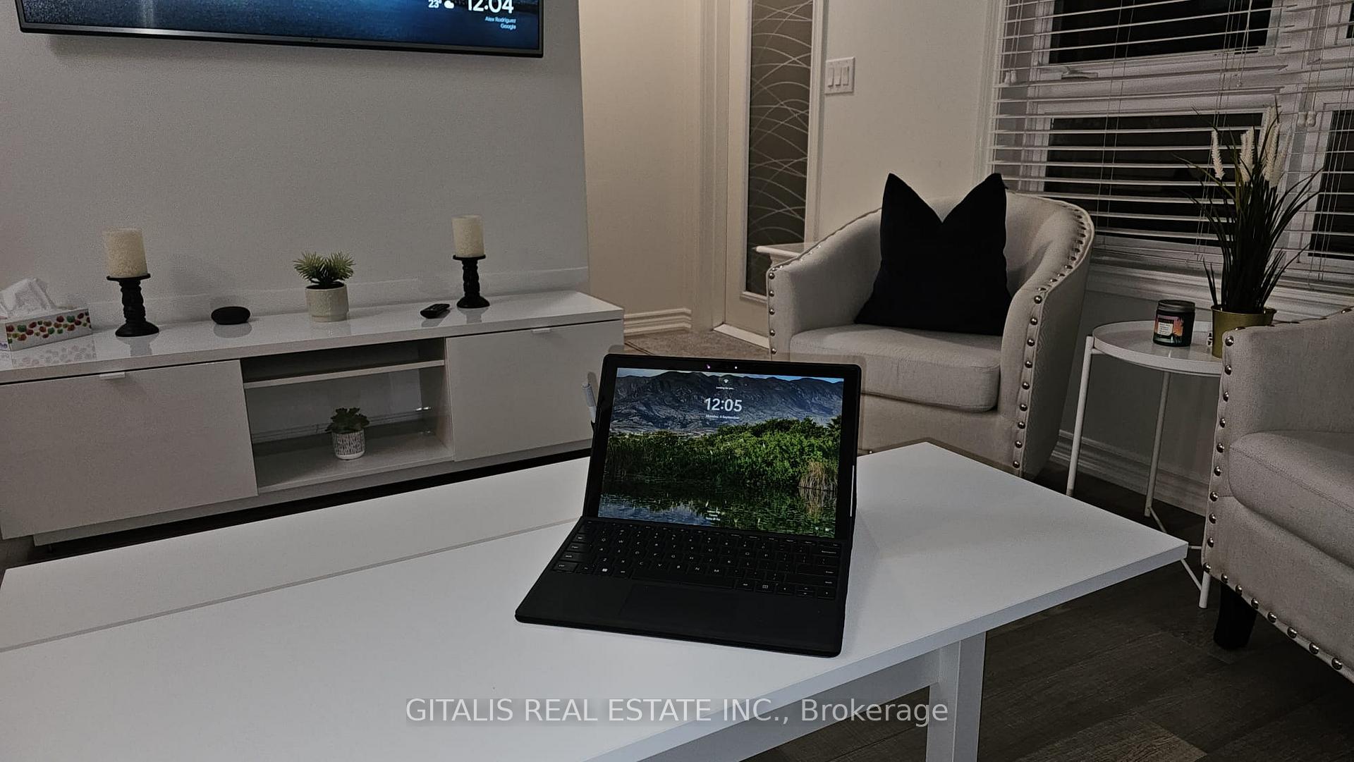 Photo 5 of Unit 4, 94 Caledonia Park Road, Toronto, Corso Italia-Davenport — HOMEH