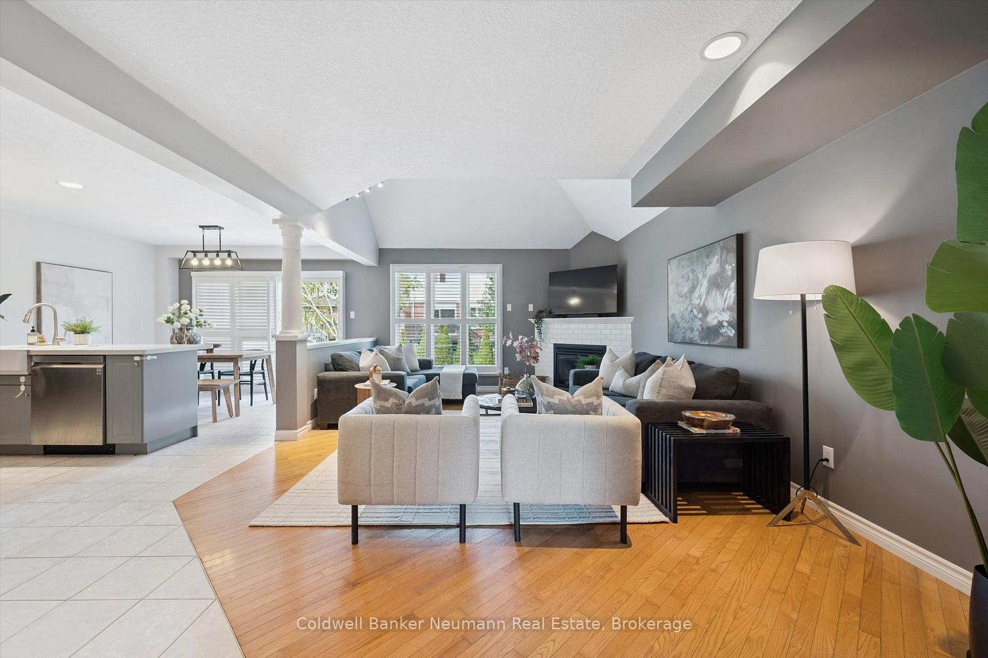 Photo 6 of 45 Marsh Crescent, Guelph, Pineridge/Westminster Woods — HOMEH
