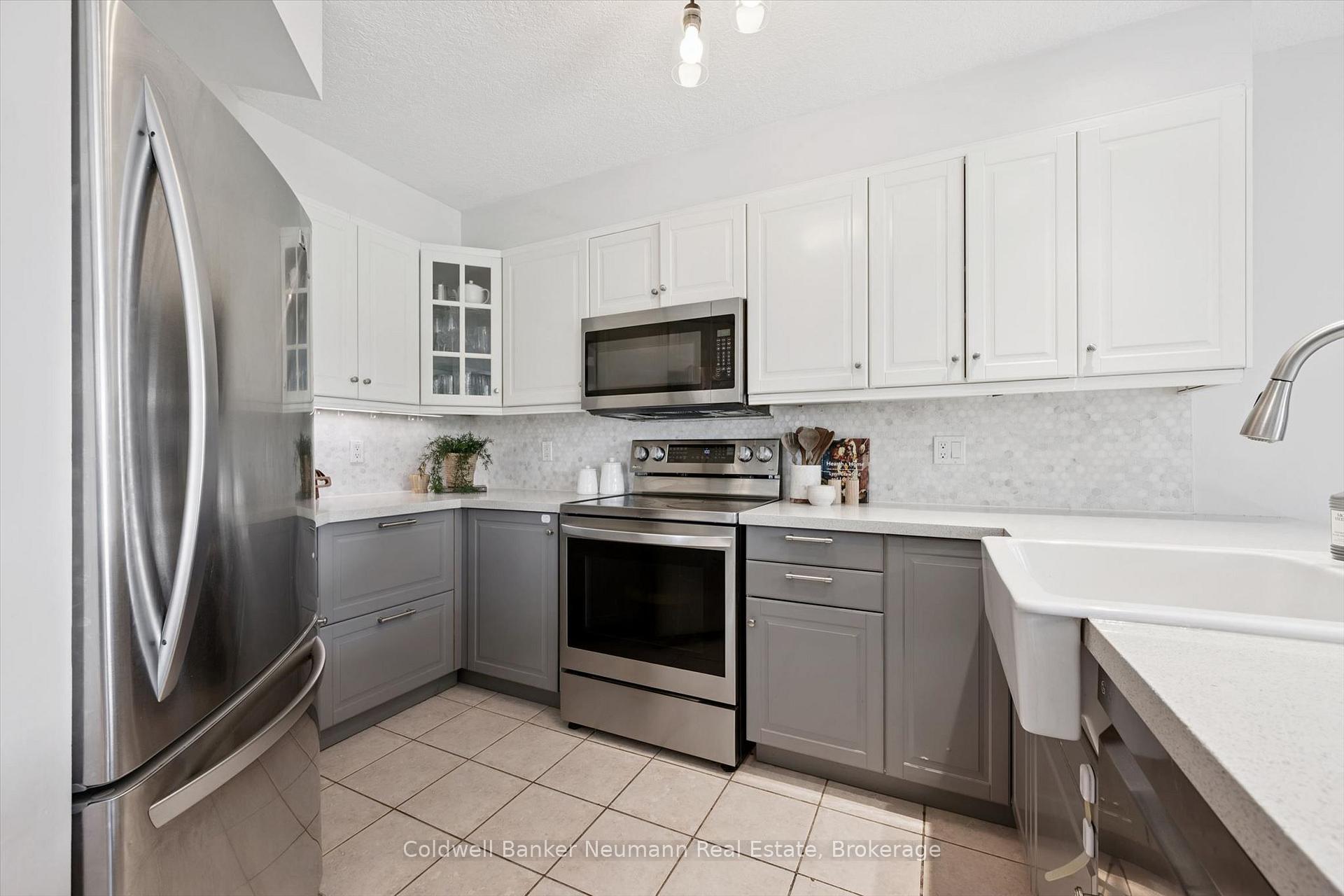 Photo 9 of 45 Marsh Crescent, Guelph, Pineridge/Westminster Woods — HOMEH