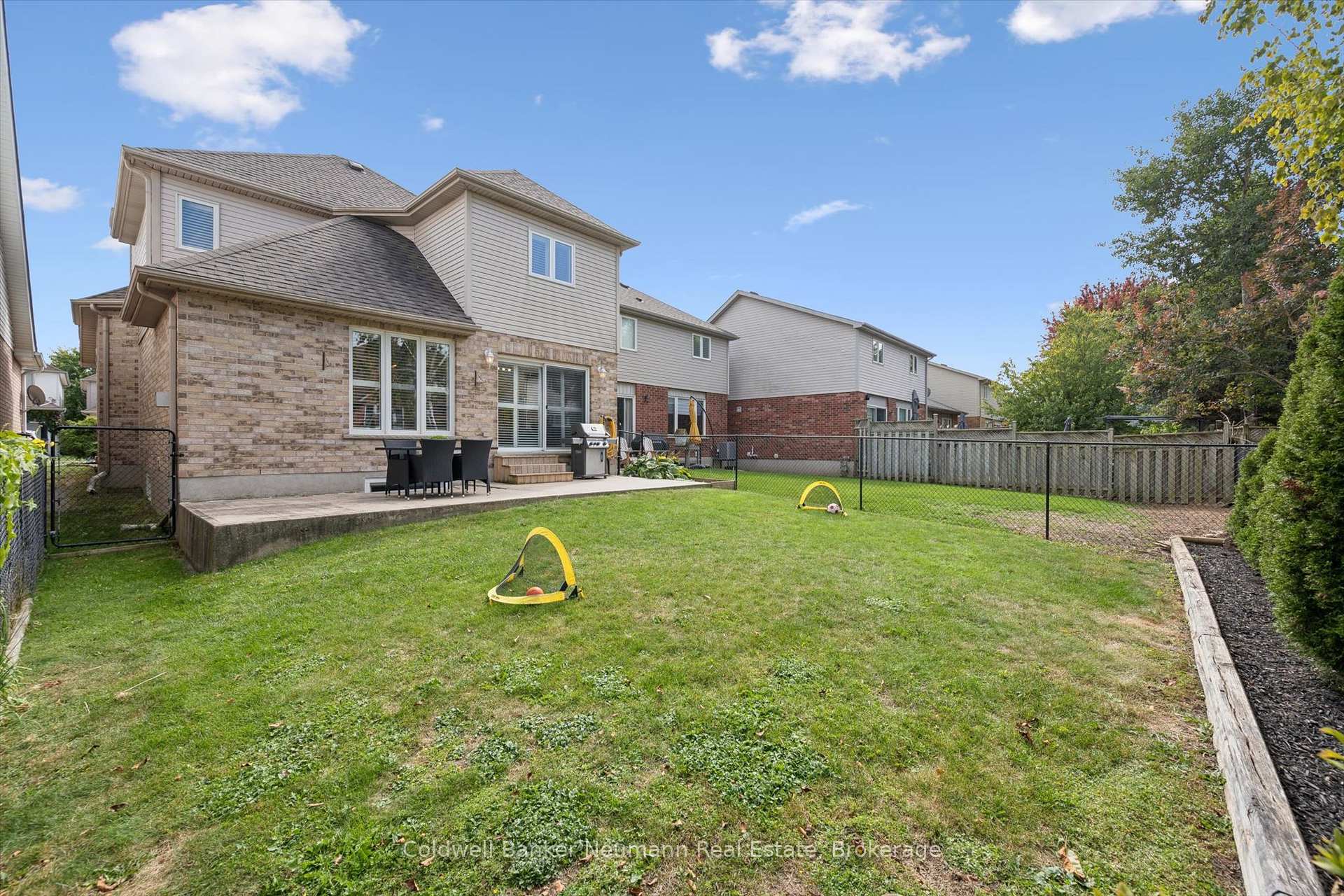Photo 35 of 45 Marsh Crescent, Guelph, Pineridge/Westminster Woods — HOMEH
