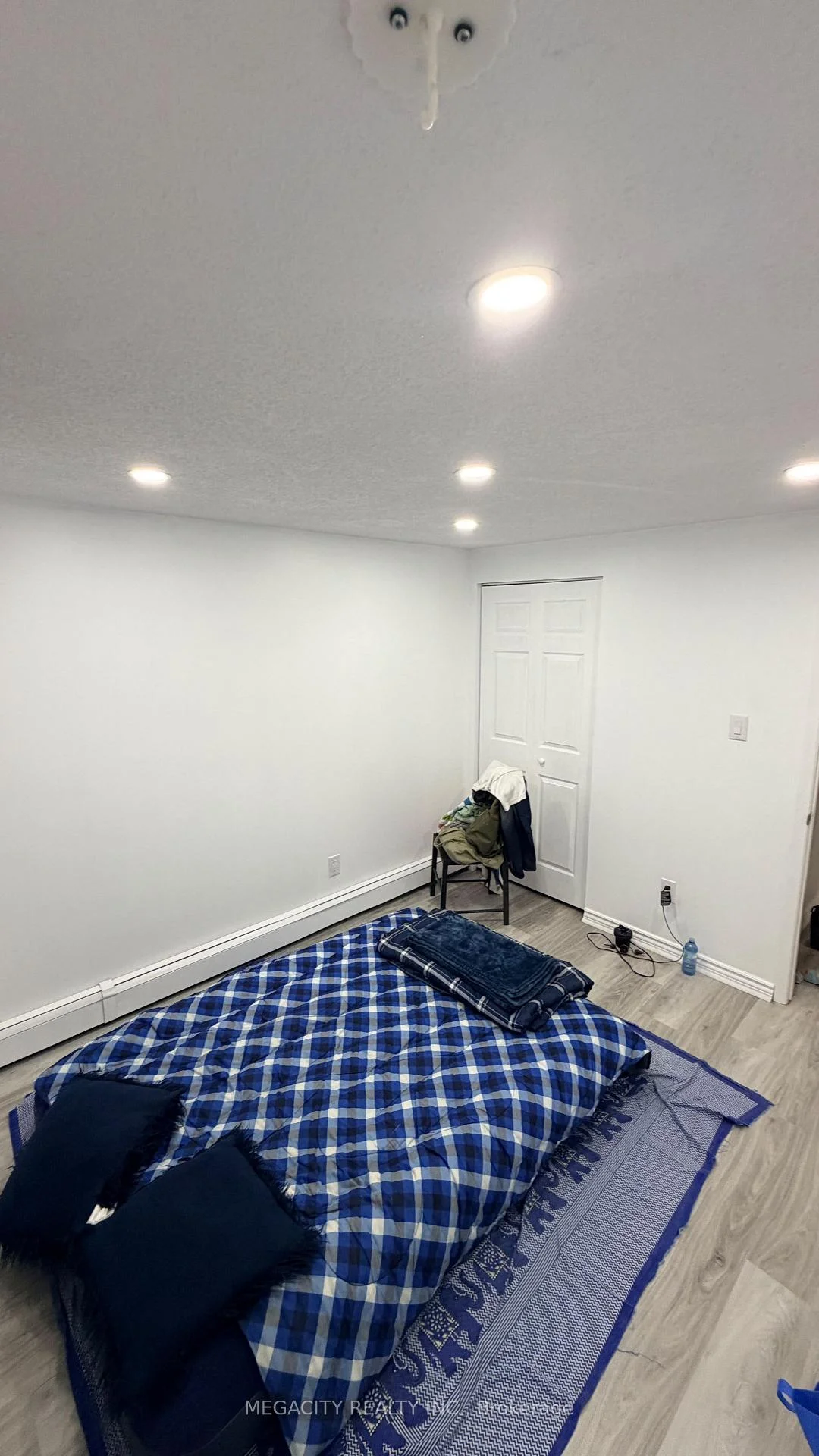 Photo 13 of 14 Chesterton Lane, Guelph, Grange Road — HOMEH