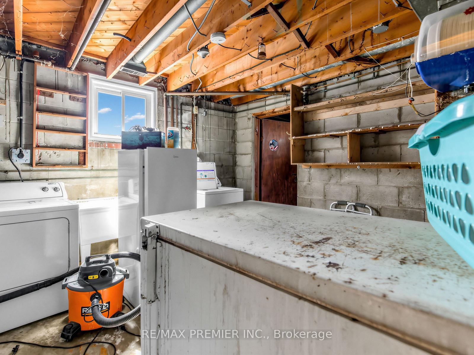 Photo 24 of 86 Gilbert Avenue, Toronto, Corso Italia-Davenport — HOMEH