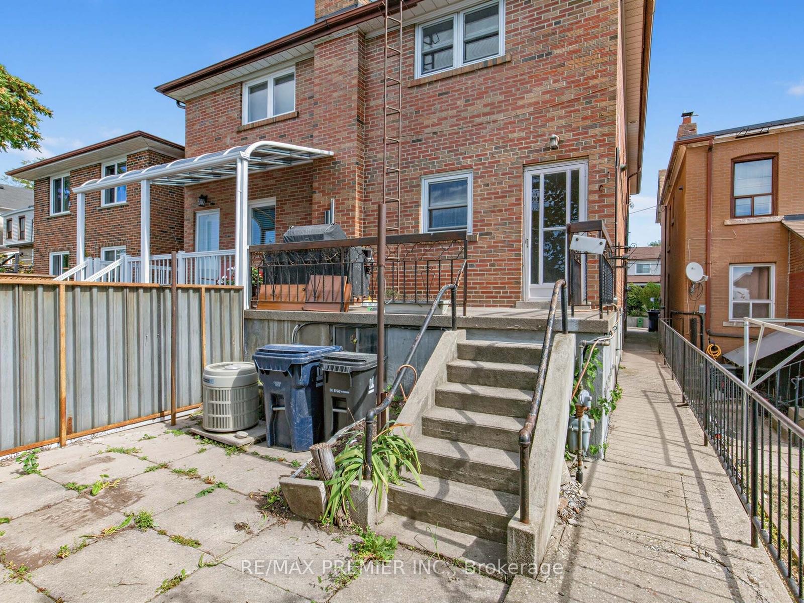 Photo 26 of 86 Gilbert Avenue, Toronto, Corso Italia-Davenport — HOMEH