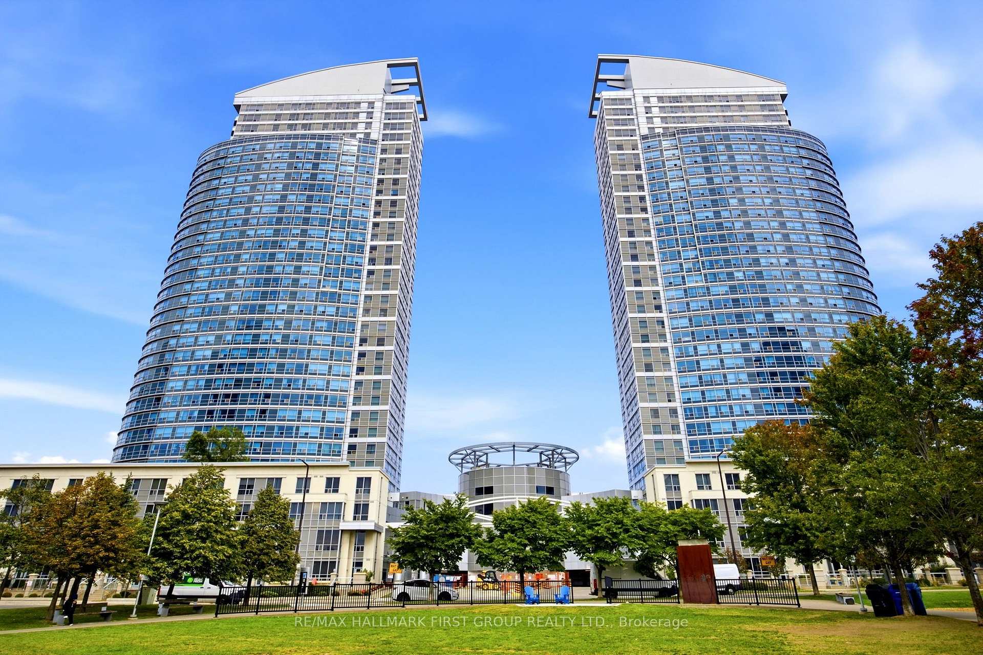 Photo of Unit 1002, 36 Lee Centre Drive