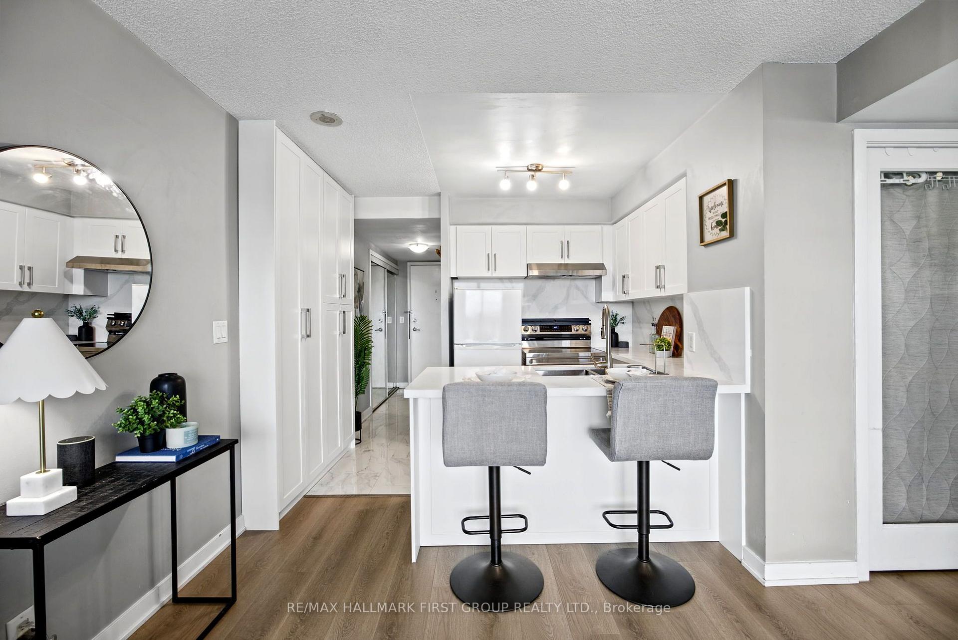 Photo 11 of Unit 1002, 36 Lee Centre Drive, Scarborough, Woburn — HOMEH
