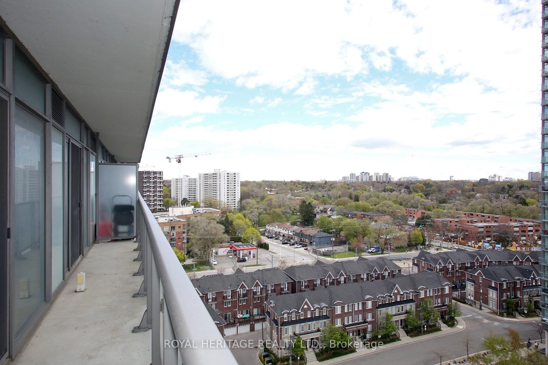 Photo 10 of Unit 1216, 105 Queensway Avenue, Toronto, High Park-Swansea — HOMEH