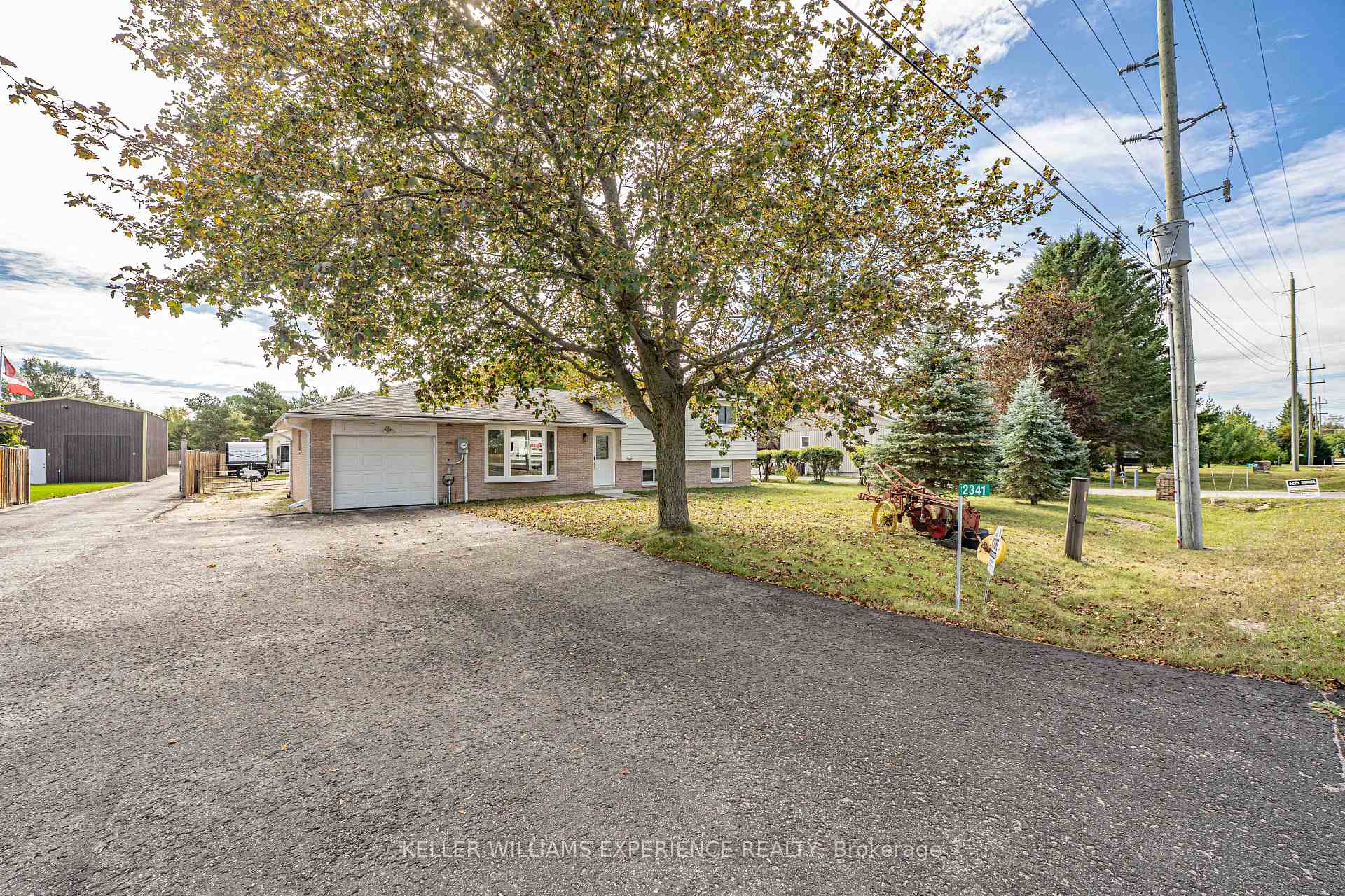 Photo of 2341 Sunnidale Road