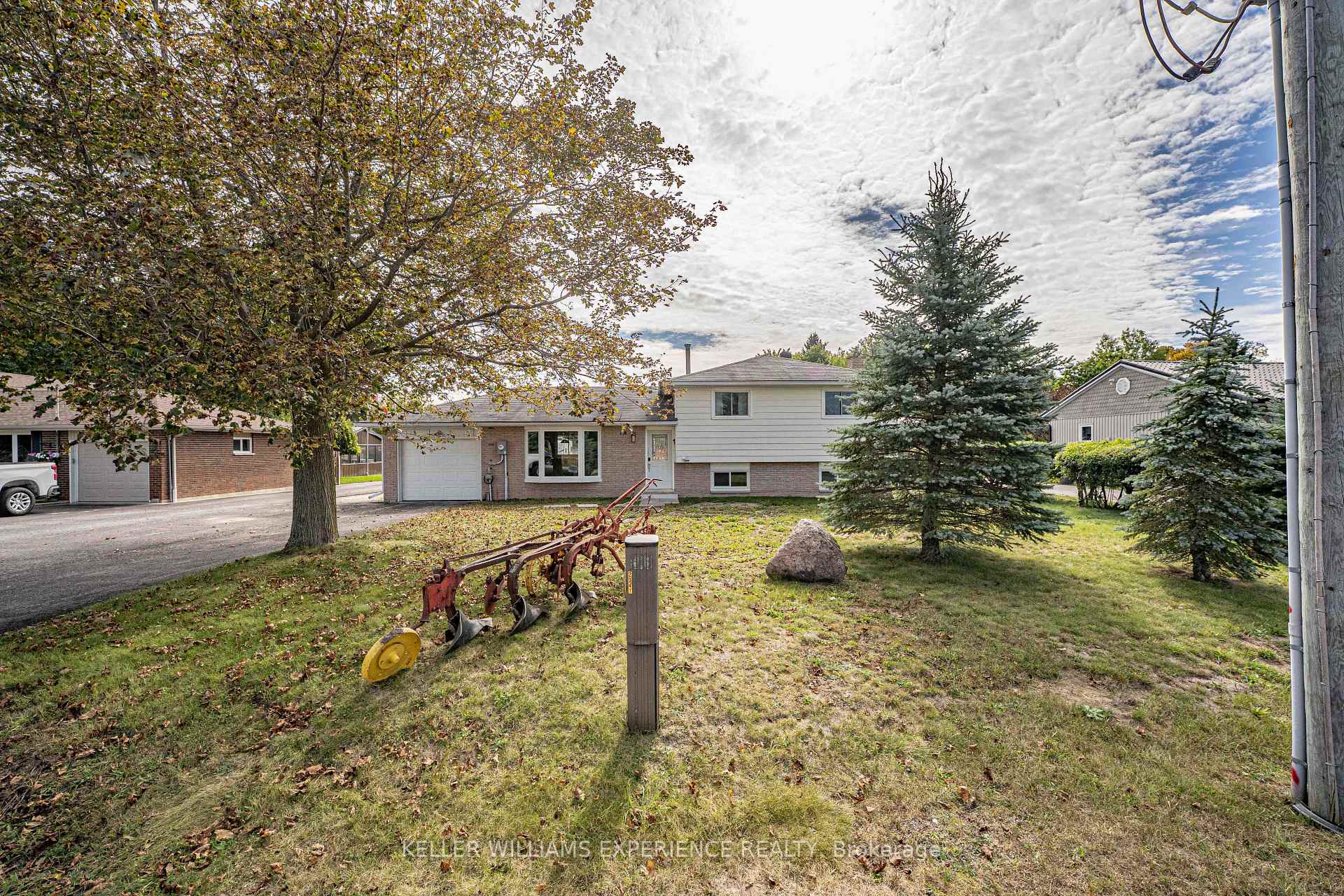 Photo 5 of 2341 Sunnidale Road, Springwater, Rural Springwater — HOMEH