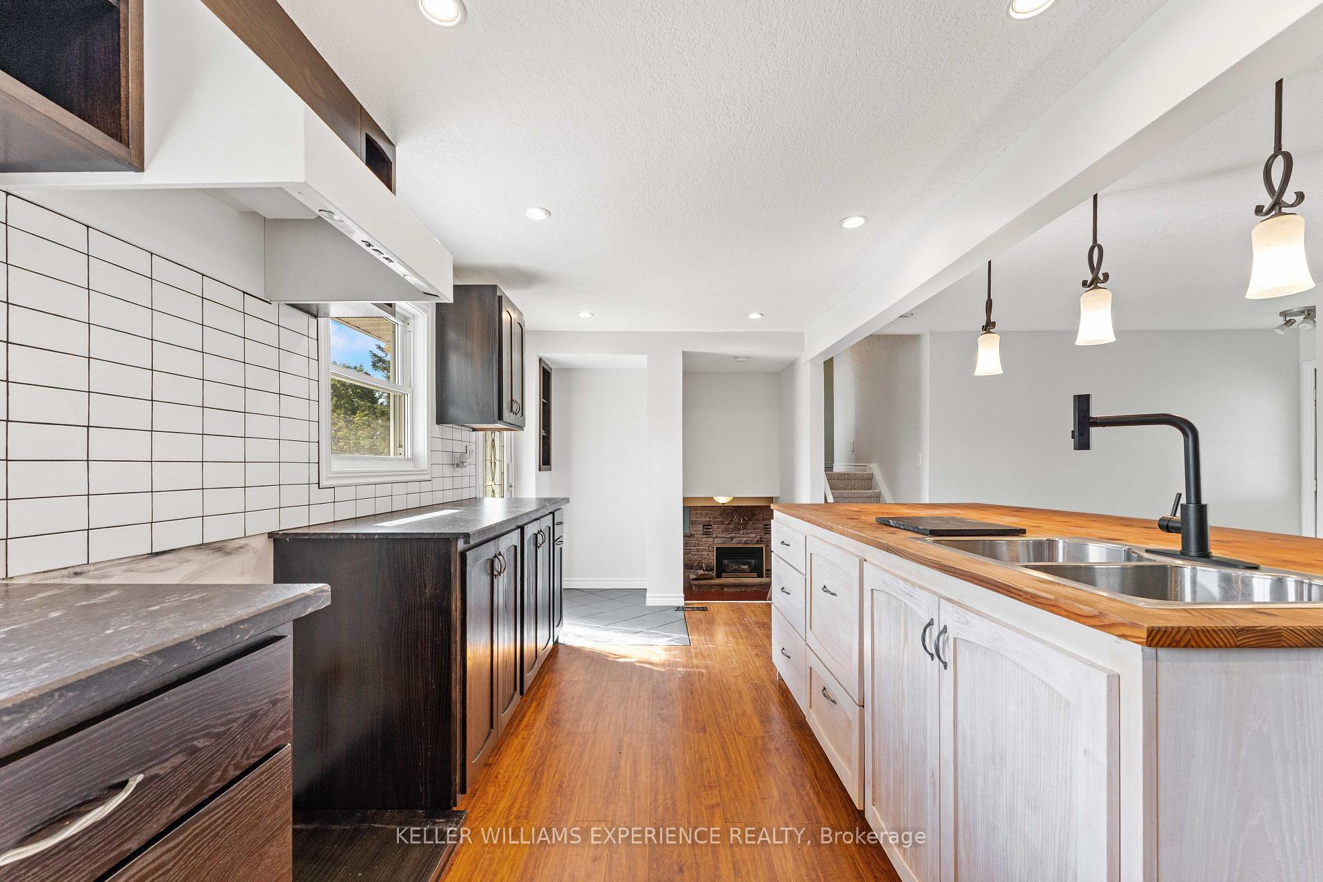 Photo 14 of 2341 Sunnidale Road, Springwater, Rural Springwater — HOMEH