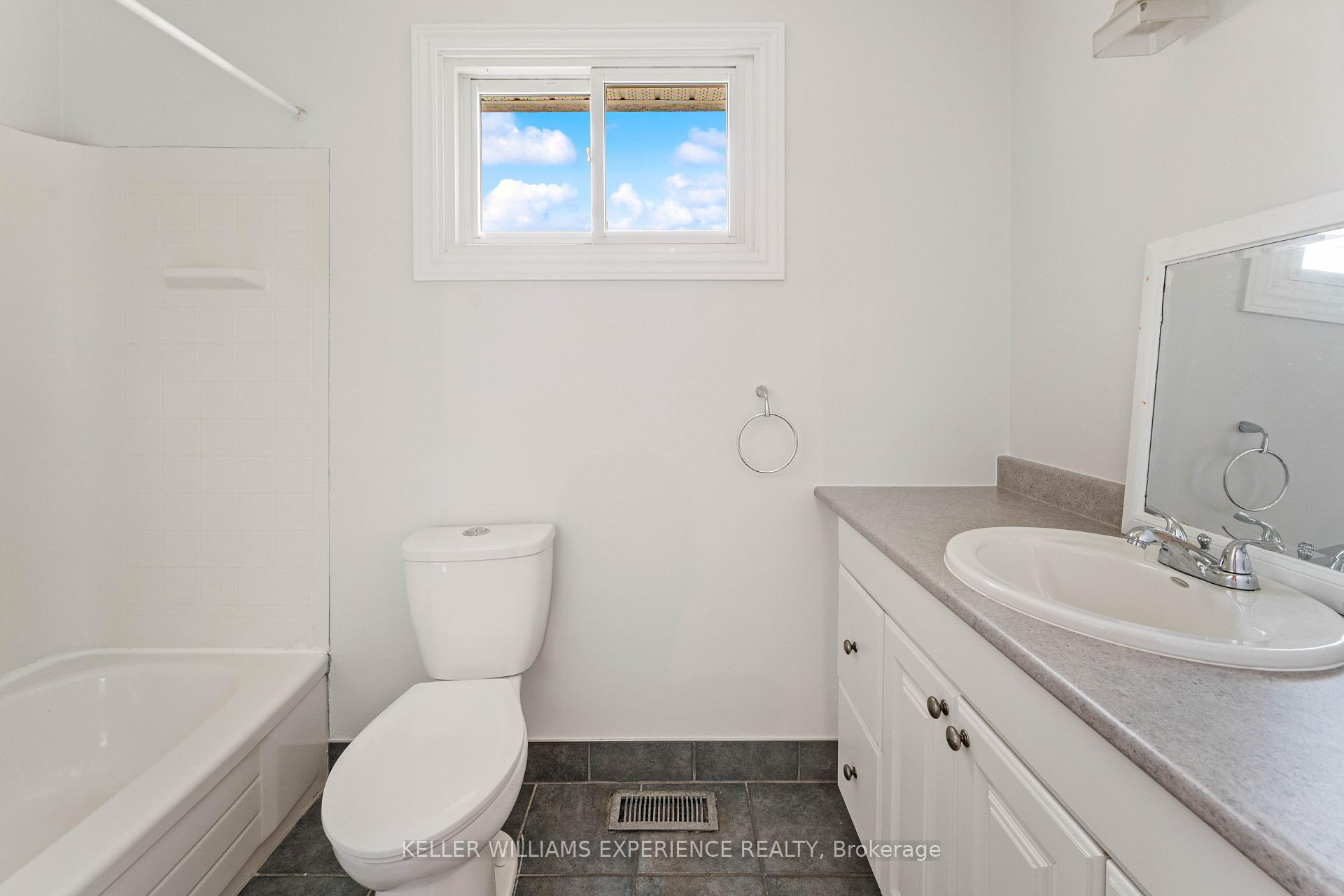 Photo 20 of 2341 Sunnidale Road, Springwater, Rural Springwater — HOMEH