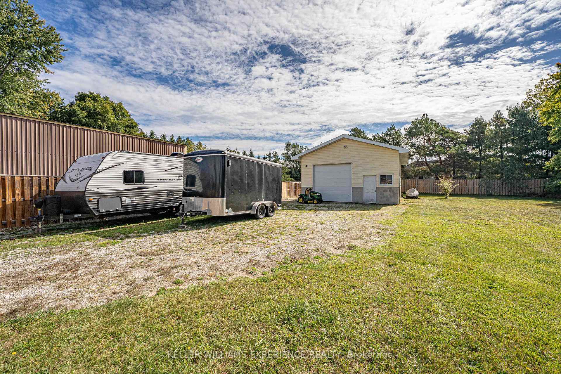Photo 27 of 2341 Sunnidale Road, Springwater, Rural Springwater — HOMEH