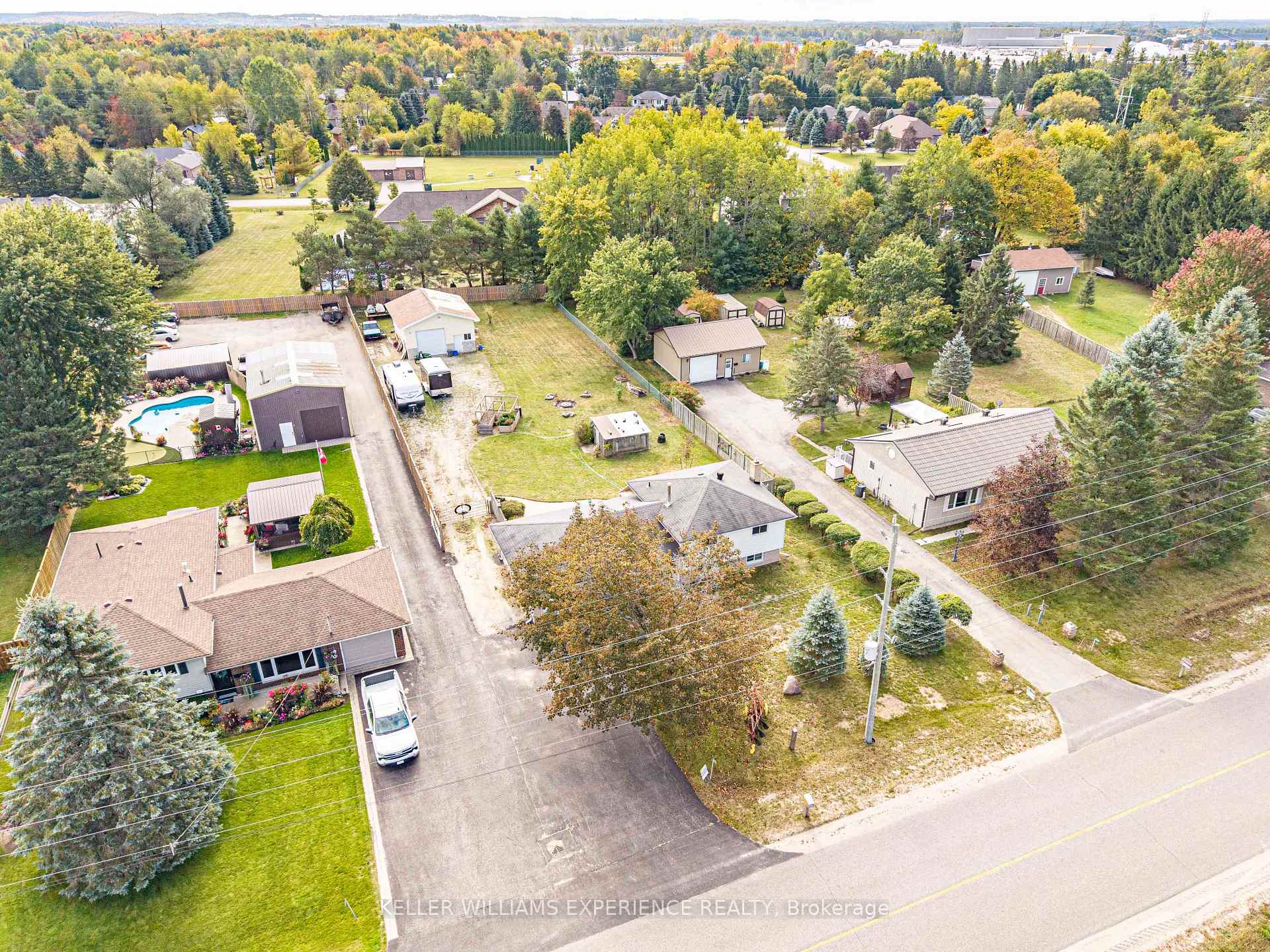 Photo 34 of 2341 Sunnidale Road, Springwater, Rural Springwater — HOMEH