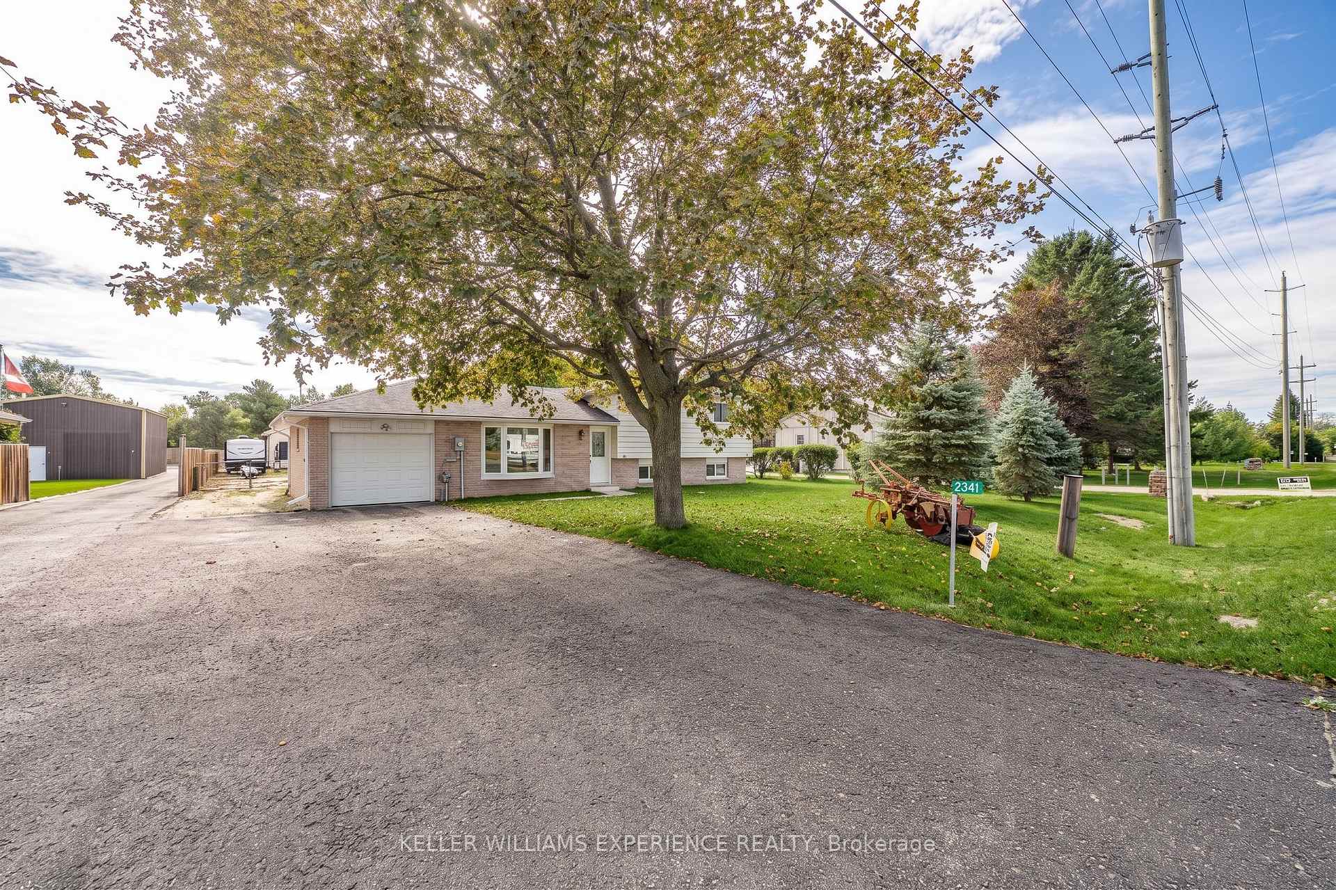 Photo 4 of 2341 Sunnidale Road, Springwater, Rural Springwater — HOMEH