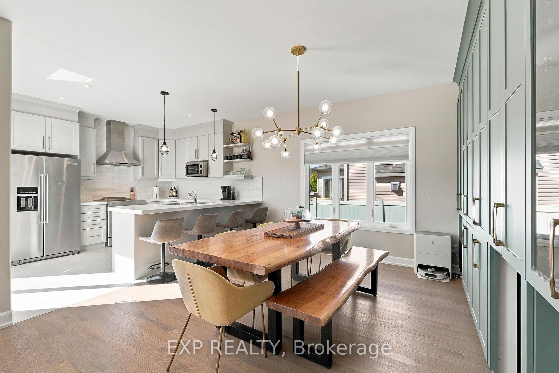 Photo 10 of 509 Lucent Street, Russell, Village of Russell — HOMEH