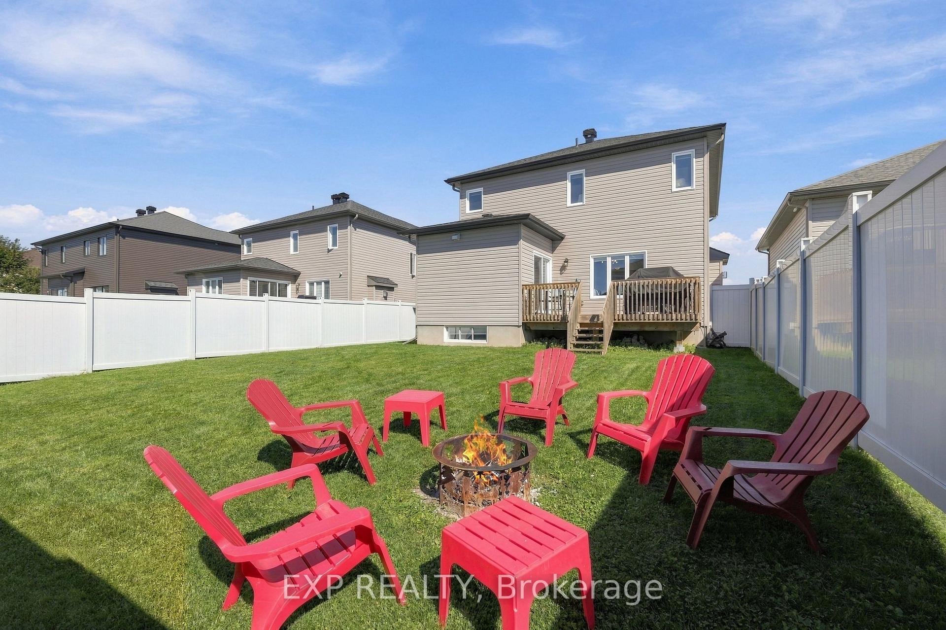Photo 33 of 509 Lucent Street, Russell, Village of Russell — HOMEH