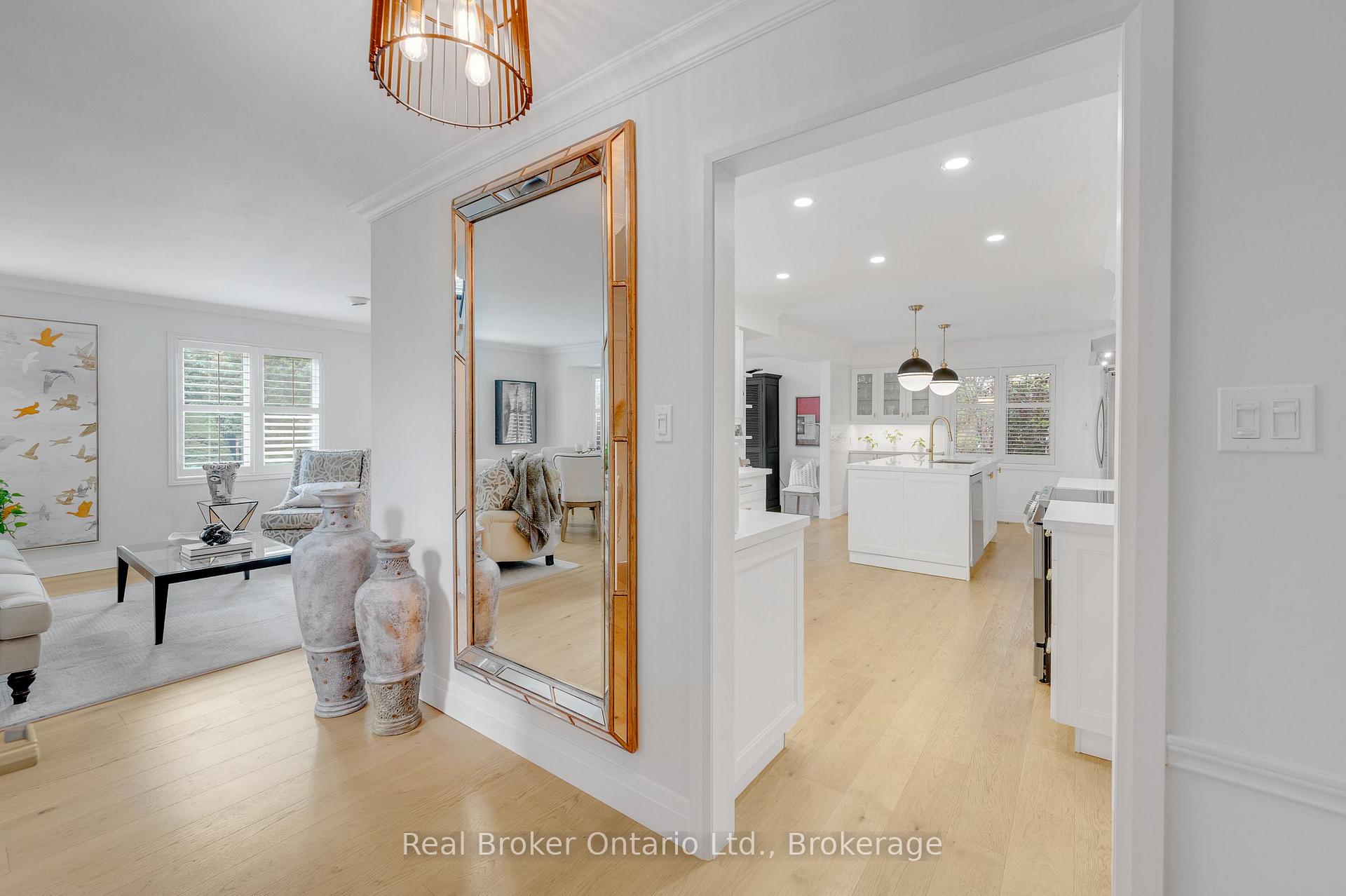 Photo 6 of 3270 Shelburne Place, Oakville, Bronte — HOMEH