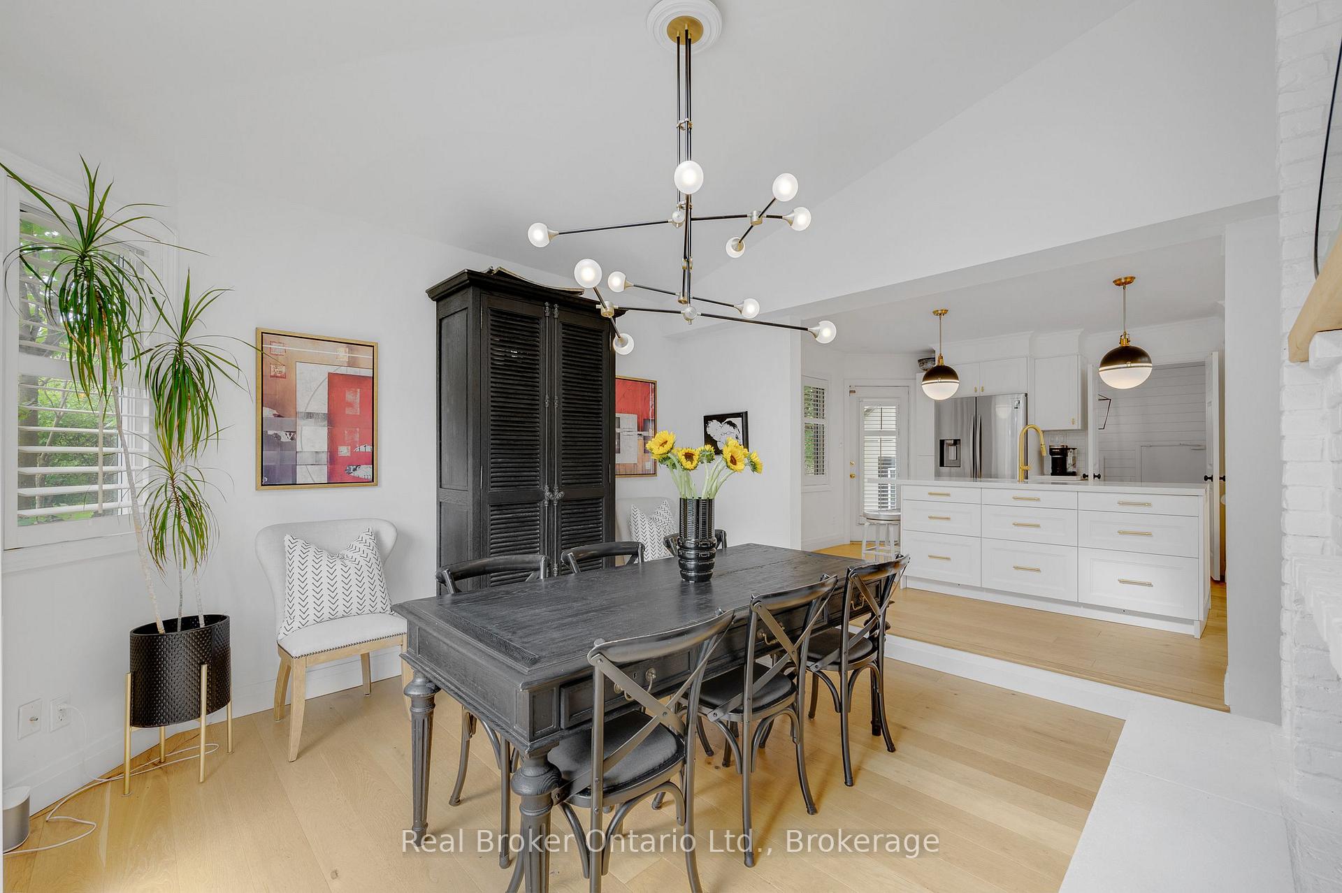 Photo 21 of 3270 Shelburne Place, Oakville, Bronte — HOMEH
