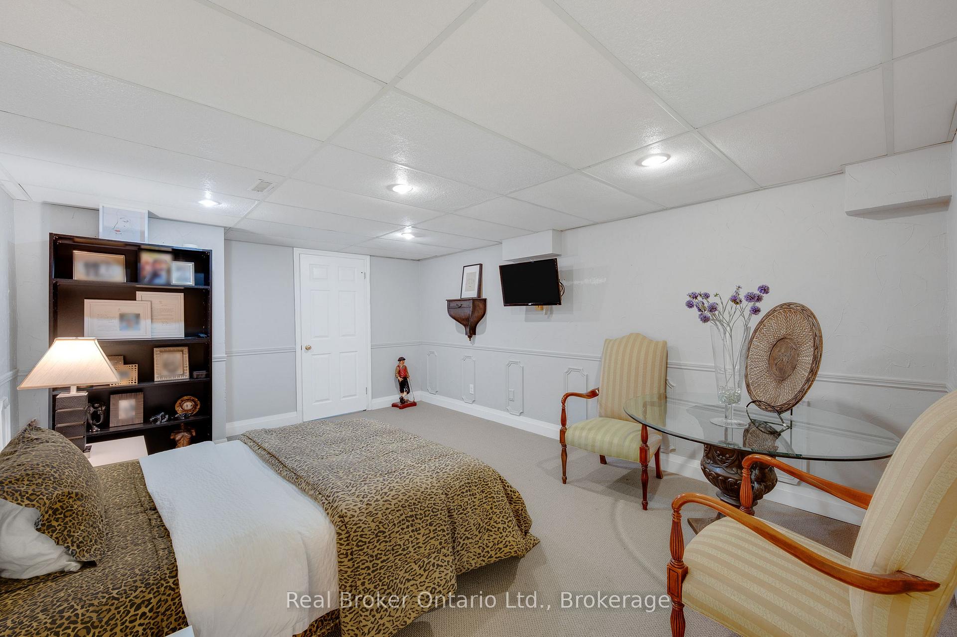 Photo 37 of 3270 Shelburne Place, Oakville, Bronte — HOMEH