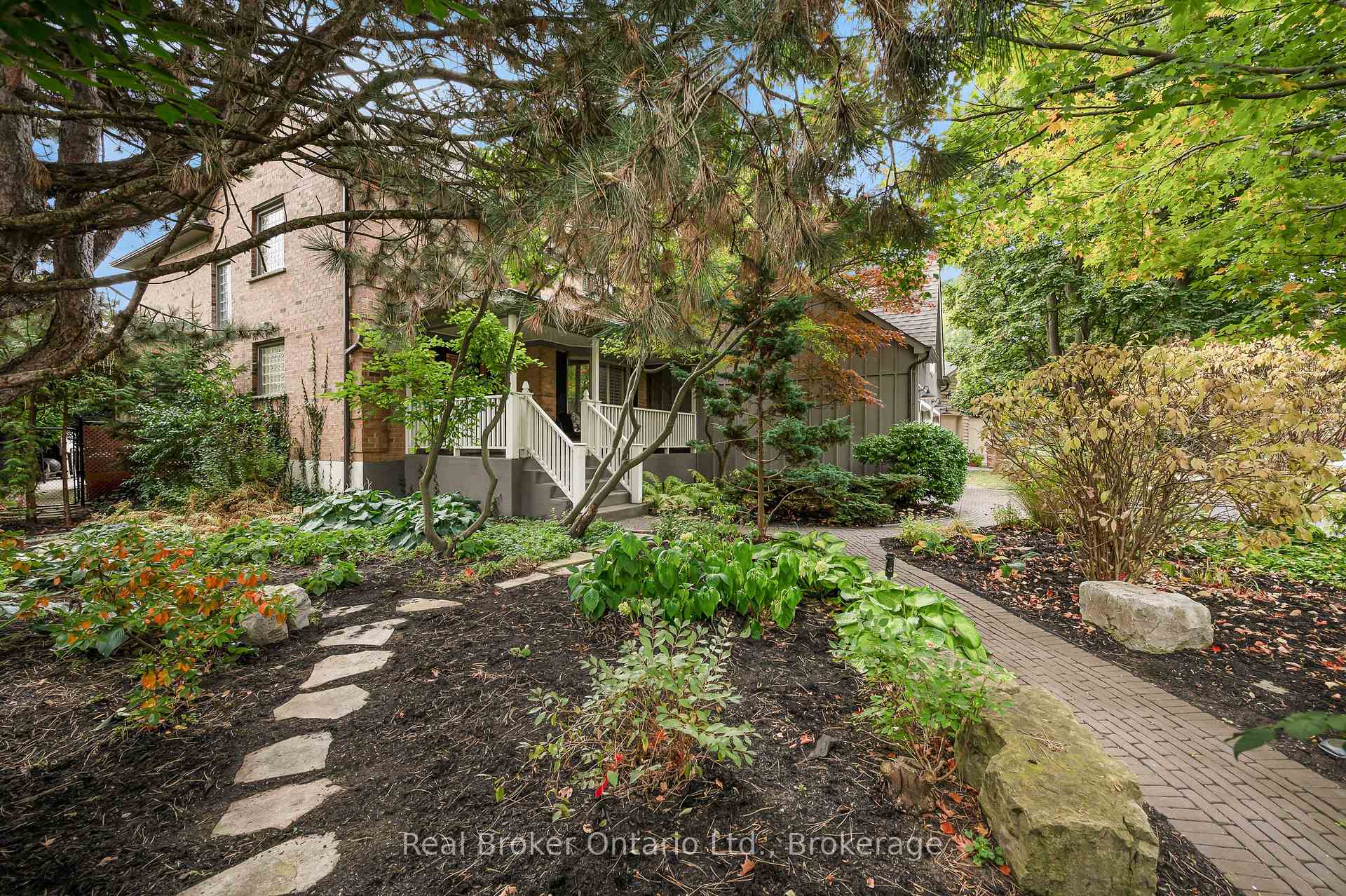Photo 44 of 3270 Shelburne Place, Oakville, Bronte — HOMEH
