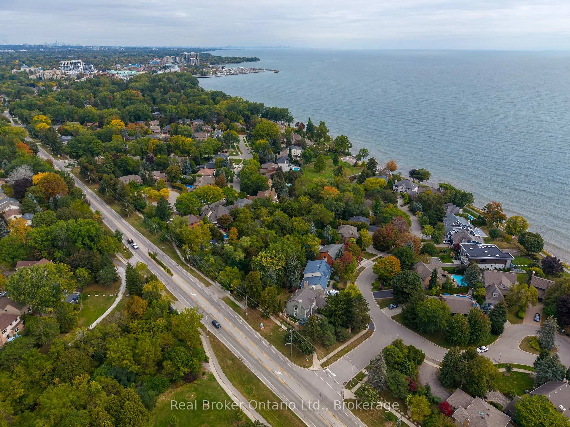 Photo 54 of 3270 Shelburne Place, Oakville, Bronte — HOMEH