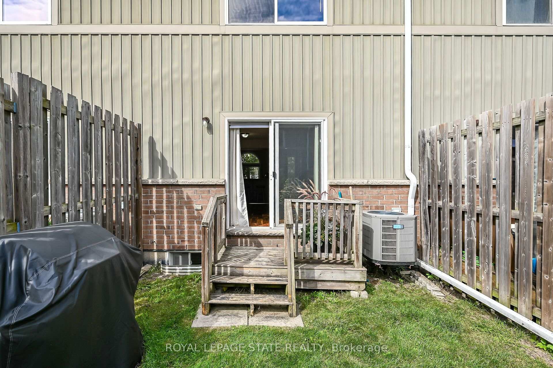 Photo 43 of Unit 21, 68A Main Street, Haldimand — HOMEH