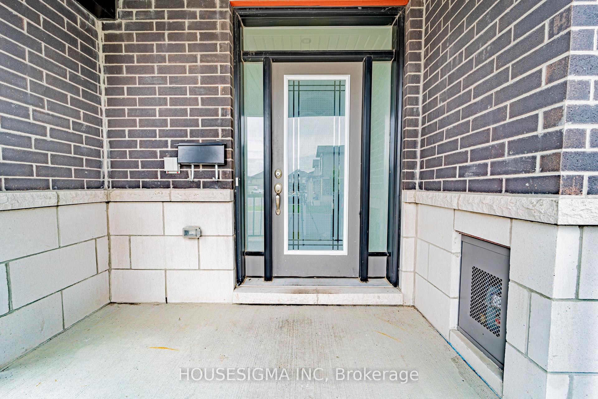 Photo 2 of 74 Nettle Crescent, Ottawa, Leitrim — HOMEH