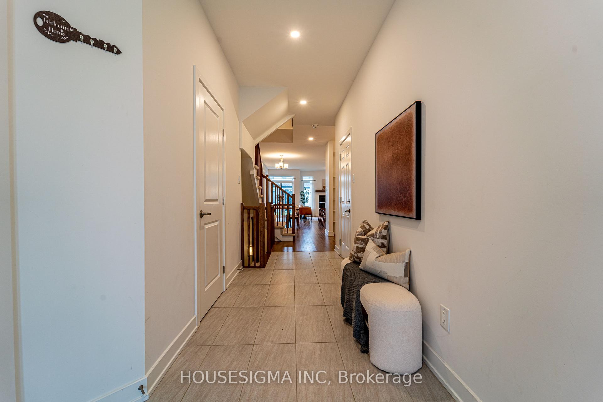 Photo 3 of 74 Nettle Crescent, Ottawa, Leitrim — HOMEH