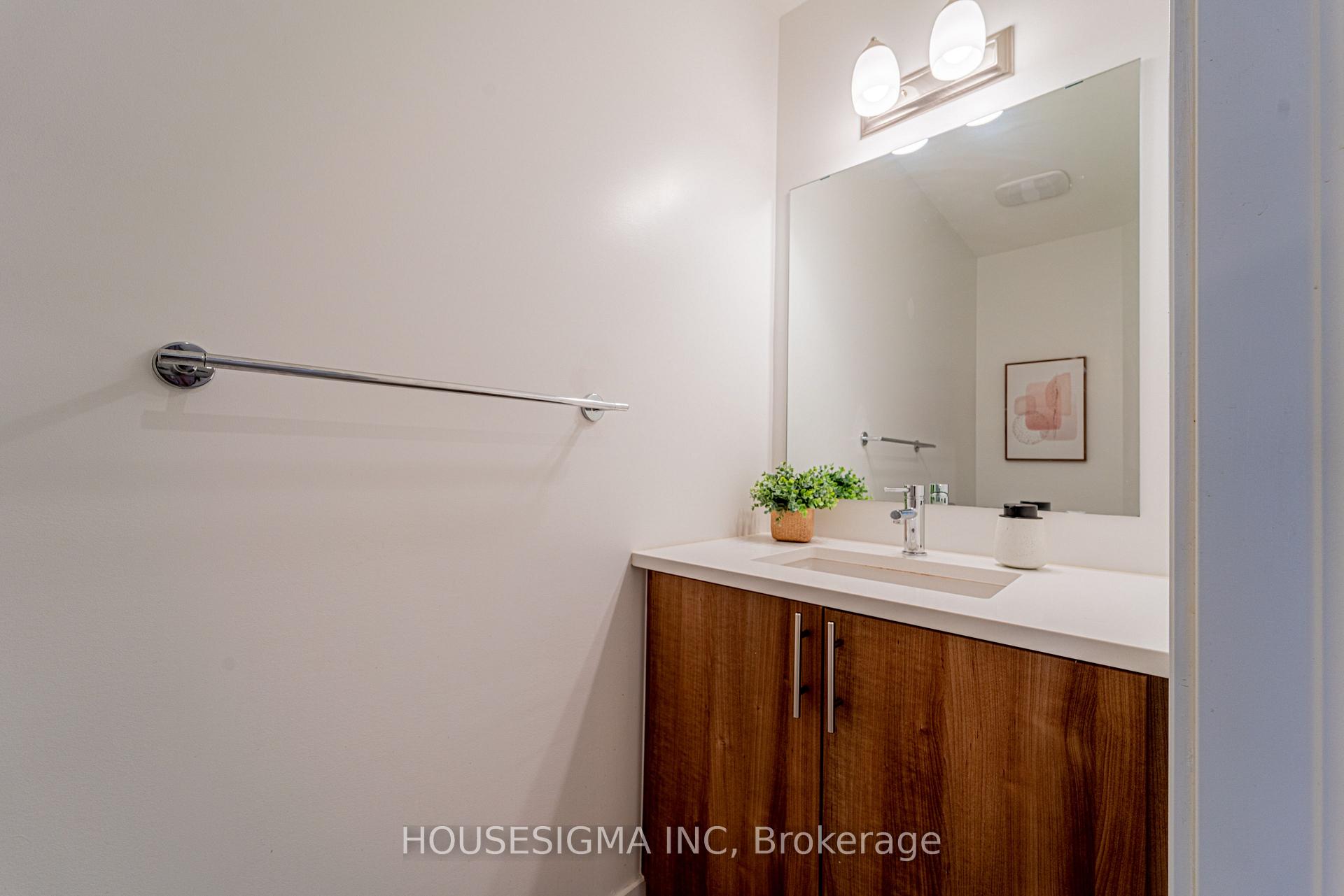 Photo 5 of 74 Nettle Crescent, Ottawa, Leitrim — HOMEH
