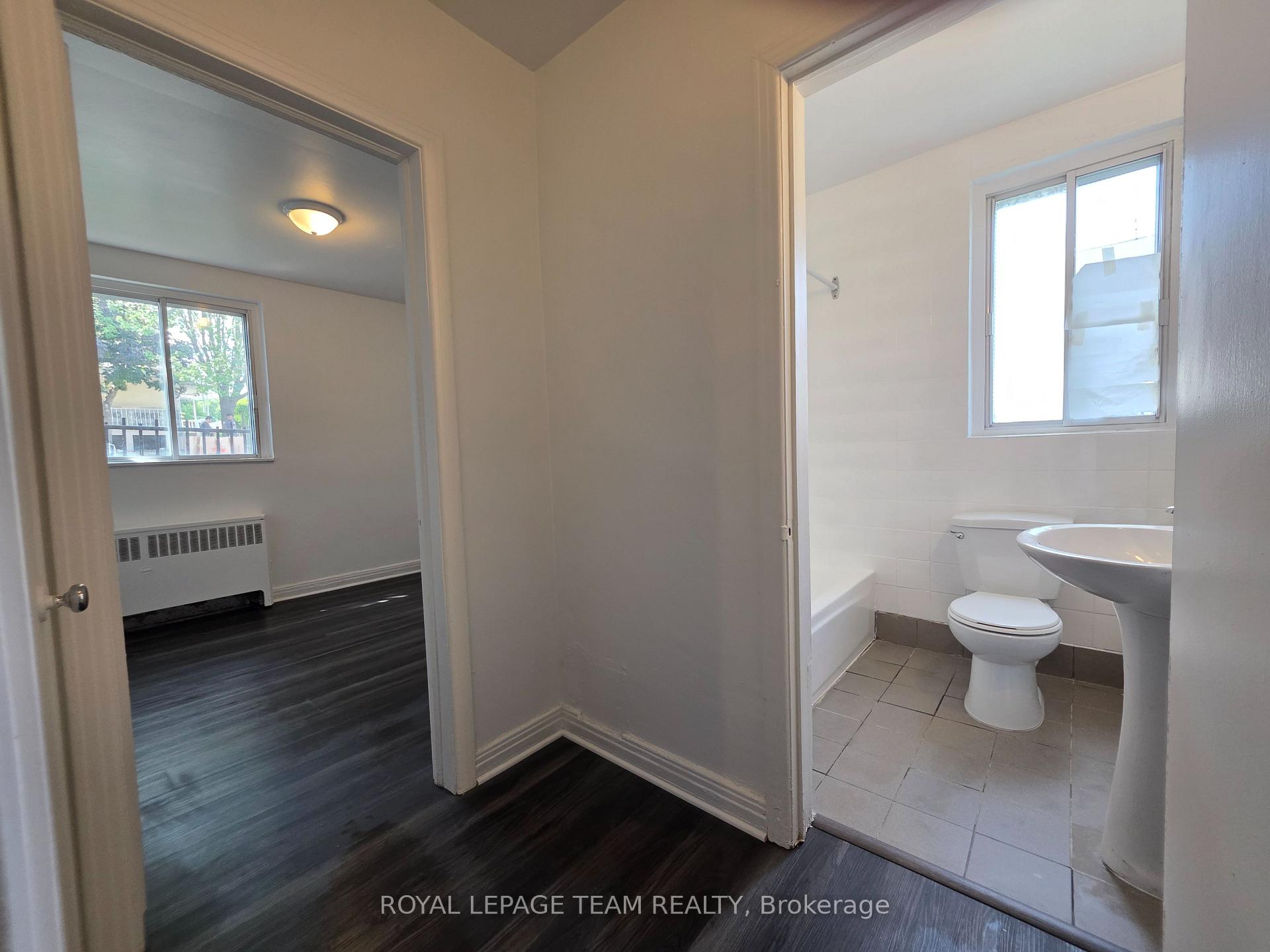 Photo 12 of 187 Unit 2 Bradley Avenue, Ottawa, Vanier — HOMEH