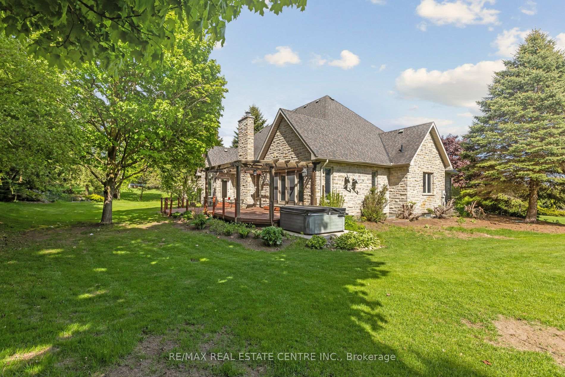 Photo 47 of 6 Fox Run Road, Puslinch, Rural Puslinch East — HOMEH