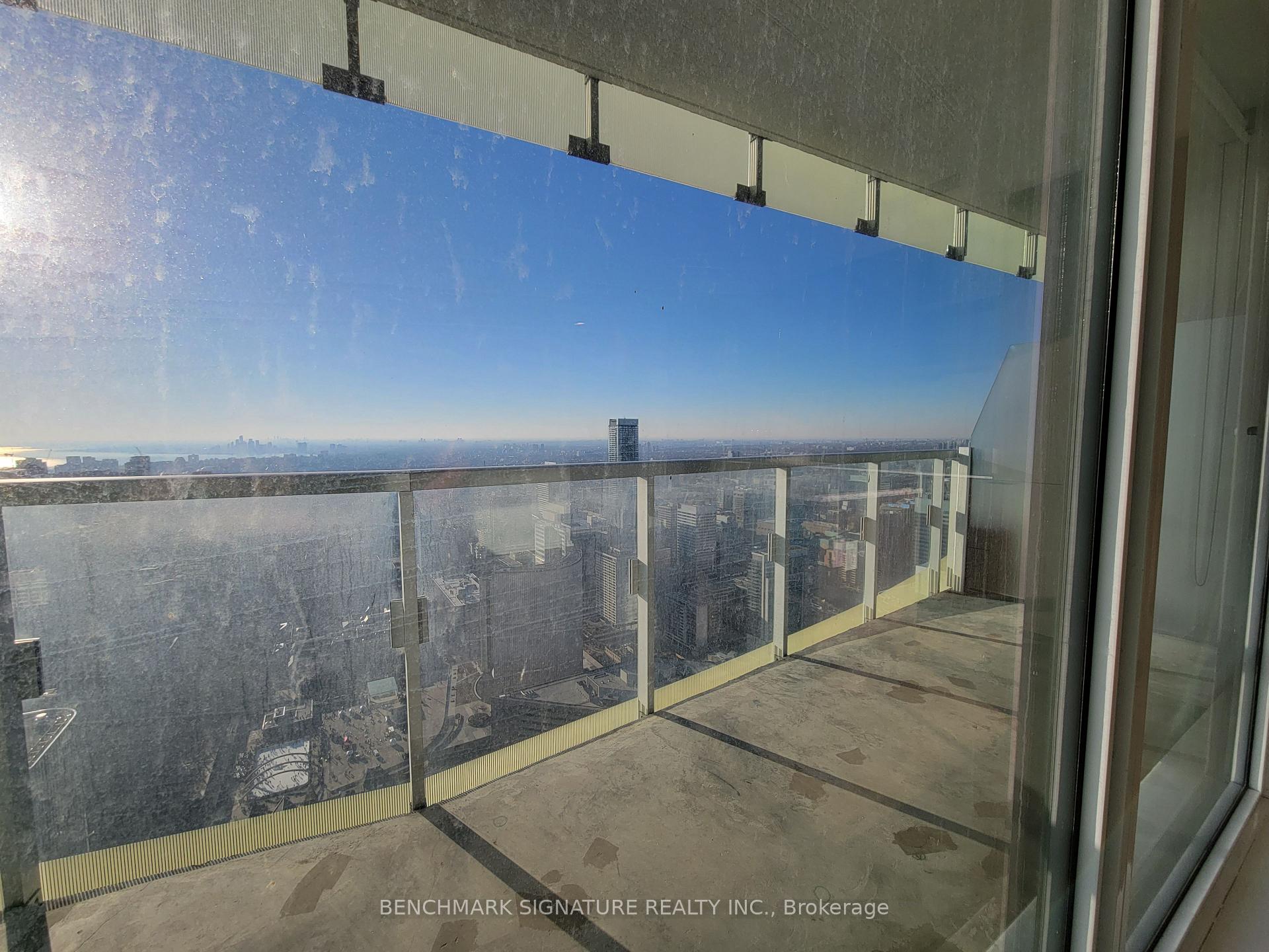 Photo 4 of Unit 5810, 197 Yonge Street, Toronto, Church-Yonge Corridor — HOMEH