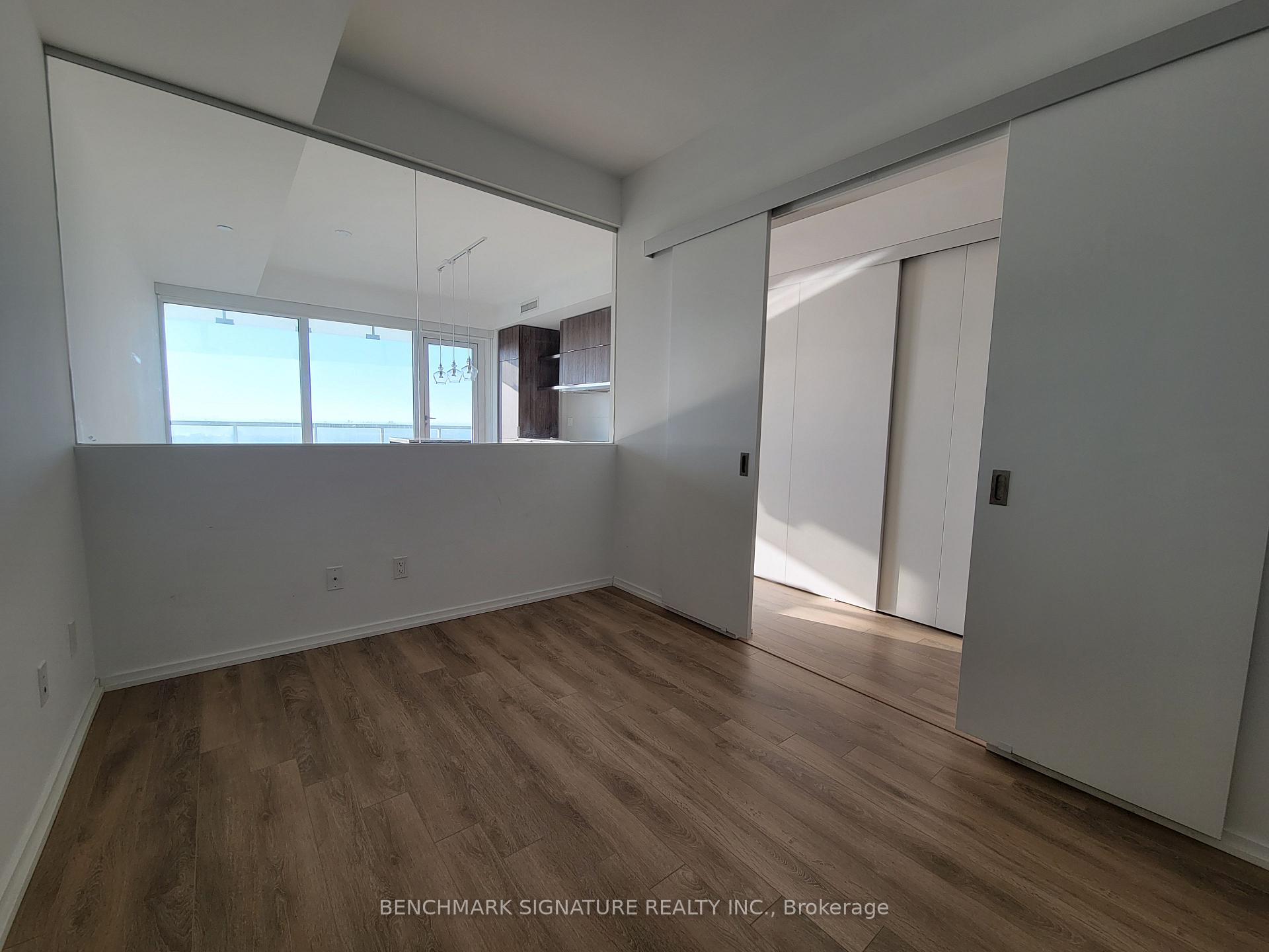 Photo 10 of Unit 5810, 197 Yonge Street, Toronto, Church-Yonge Corridor — HOMEH