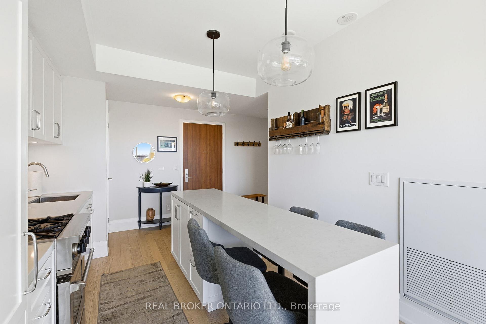 Photo 4 of Unit 606, 25 Malcolm Road, Toronto, Leaside — HOMEH