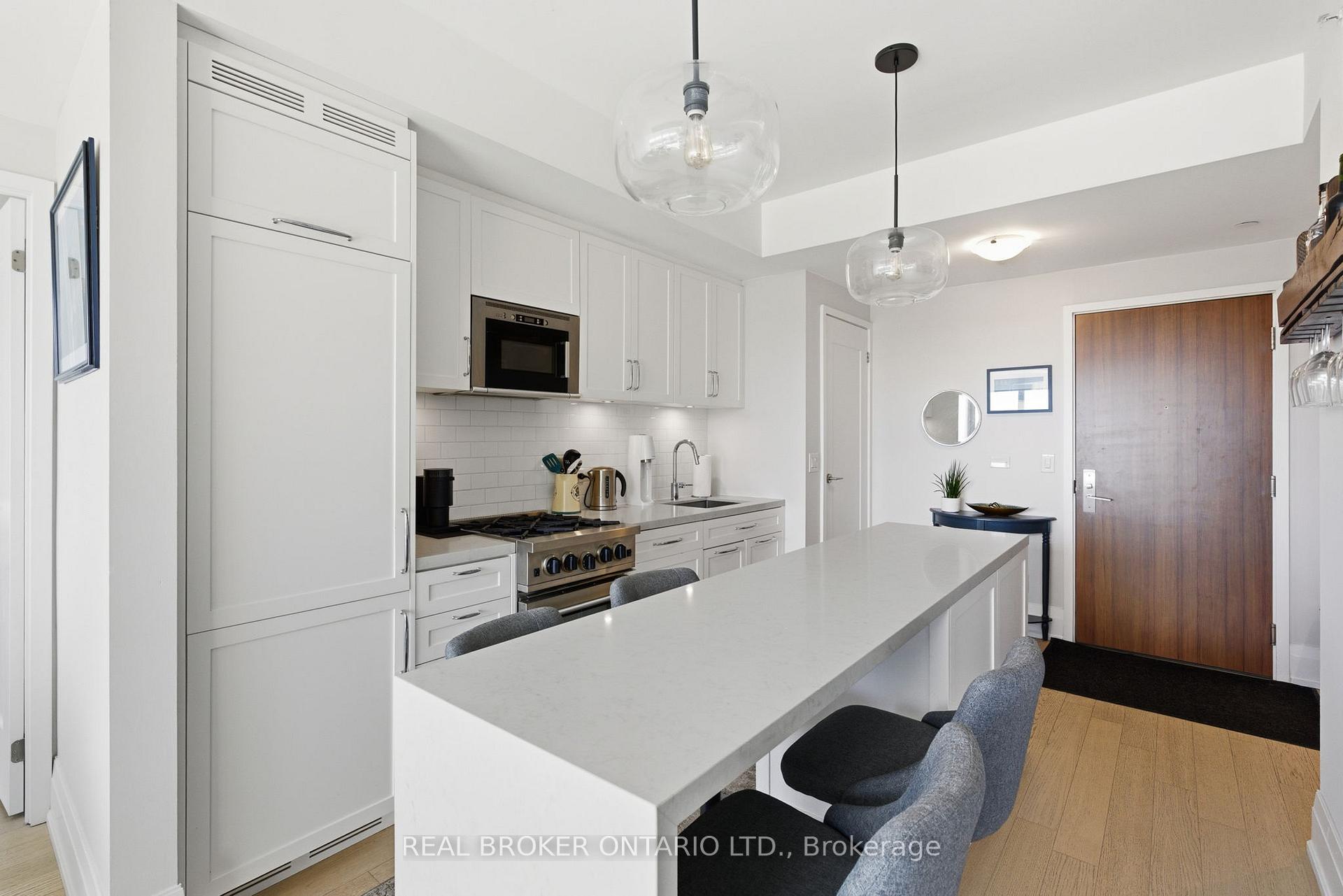 Photo 5 of Unit 606, 25 Malcolm Road, Toronto, Leaside — HOMEH