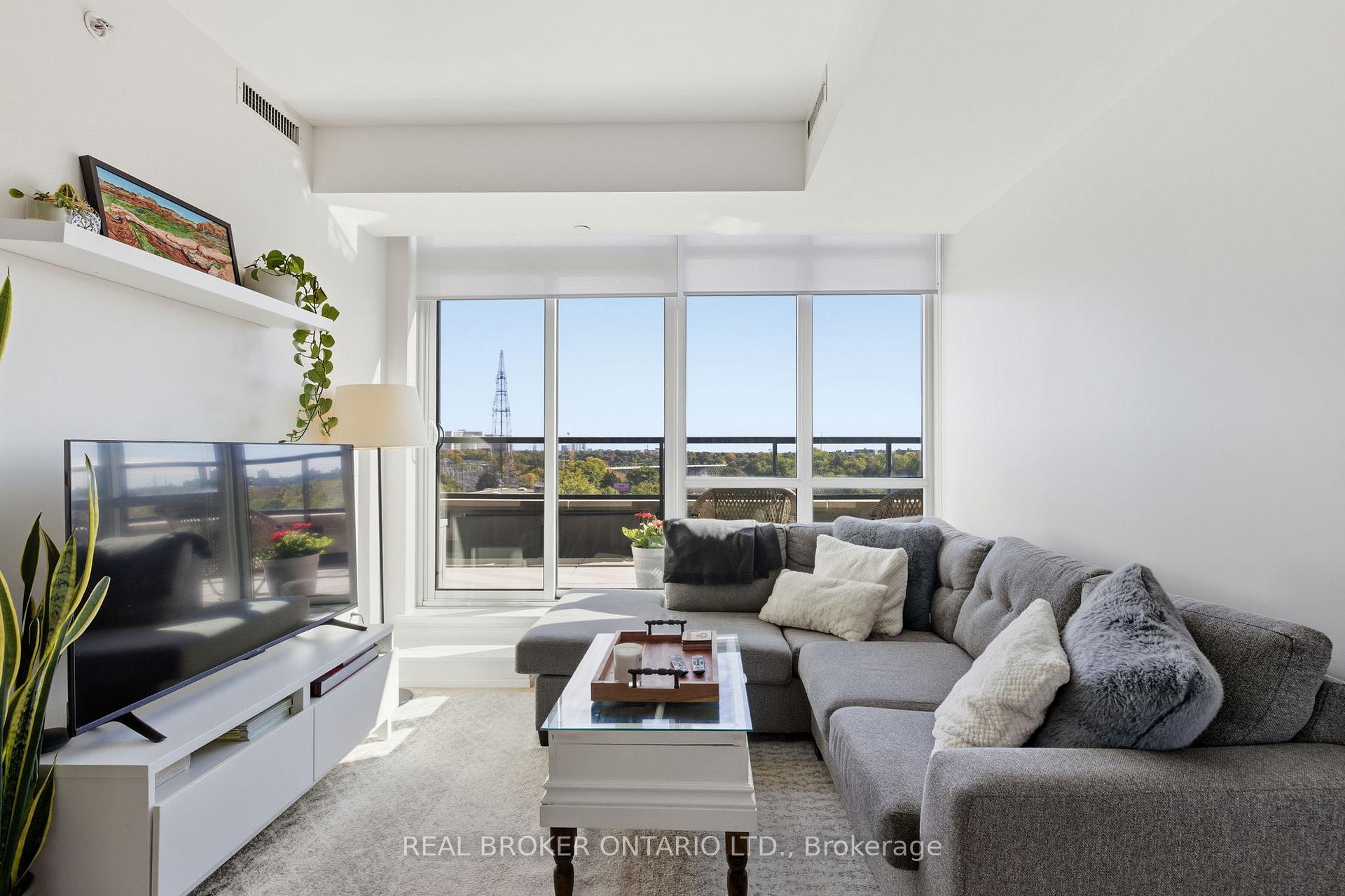 Photo 7 of Unit 606, 25 Malcolm Road, Toronto, Leaside — HOMEH