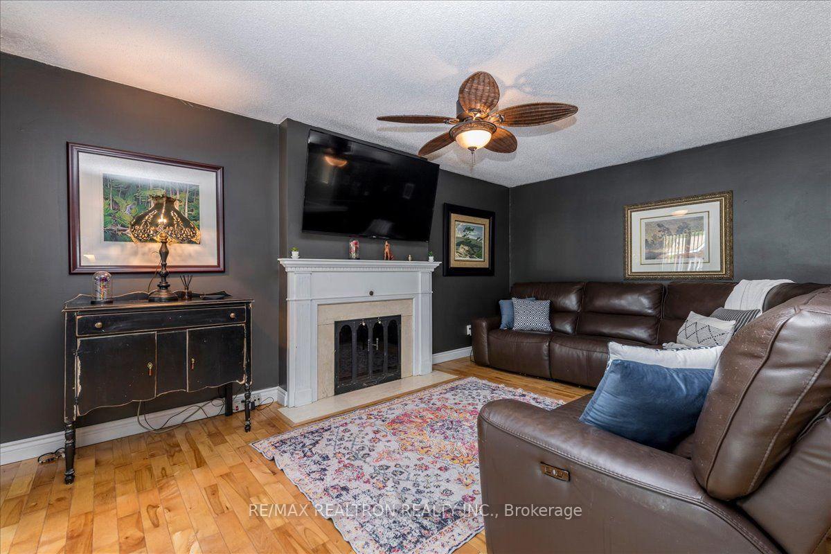Photo 6 of 34 Howard Drive, Oro-Medonte, Rural Oro-Medonte — HOMEH