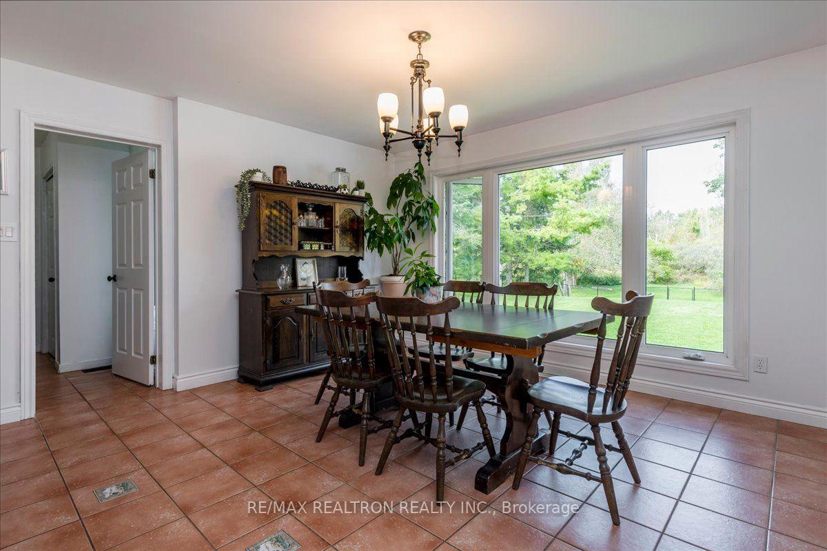 Photo 12 of 34 Howard Drive, Oro-Medonte, Rural Oro-Medonte — HOMEH