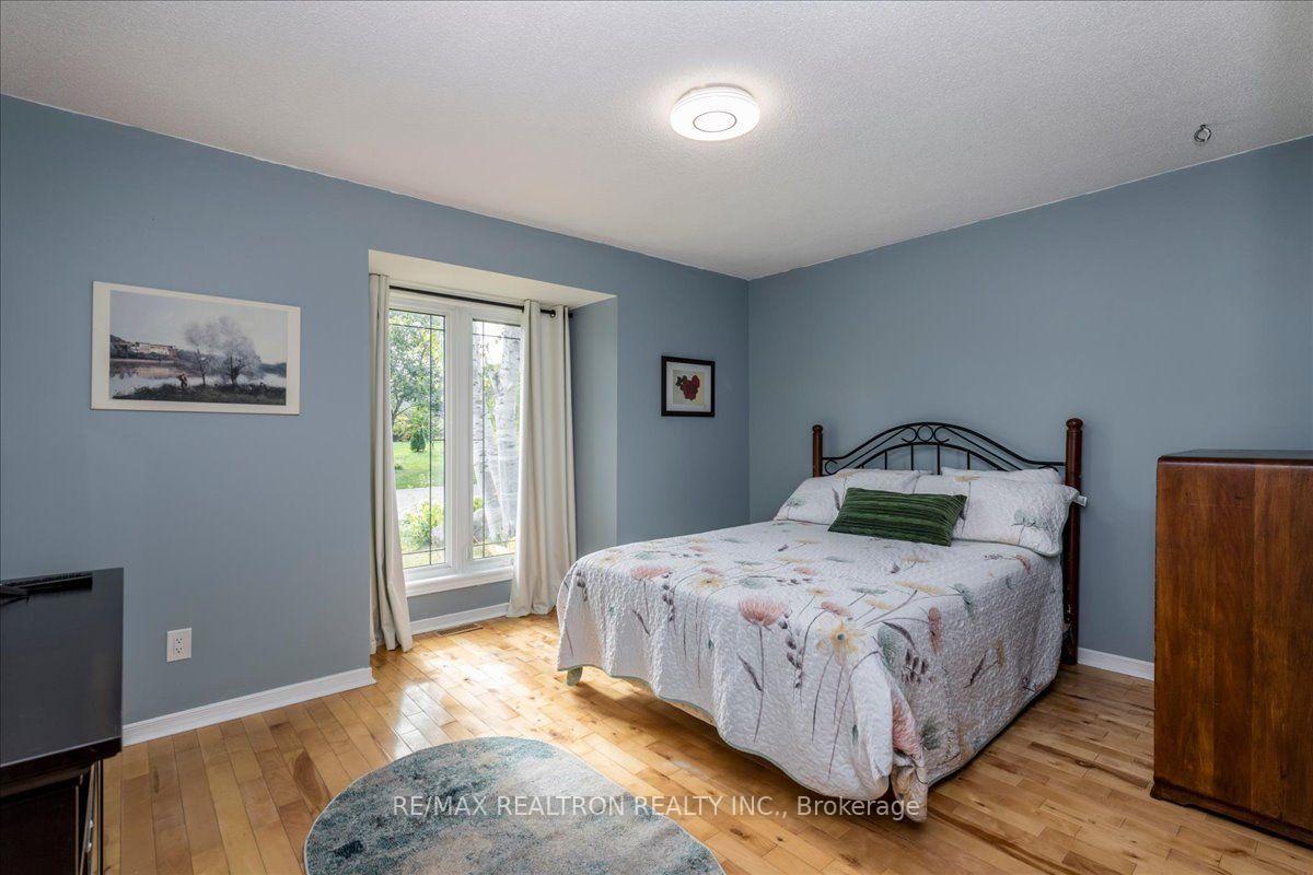 Photo 17 of 34 Howard Drive, Oro-Medonte, Rural Oro-Medonte — HOMEH