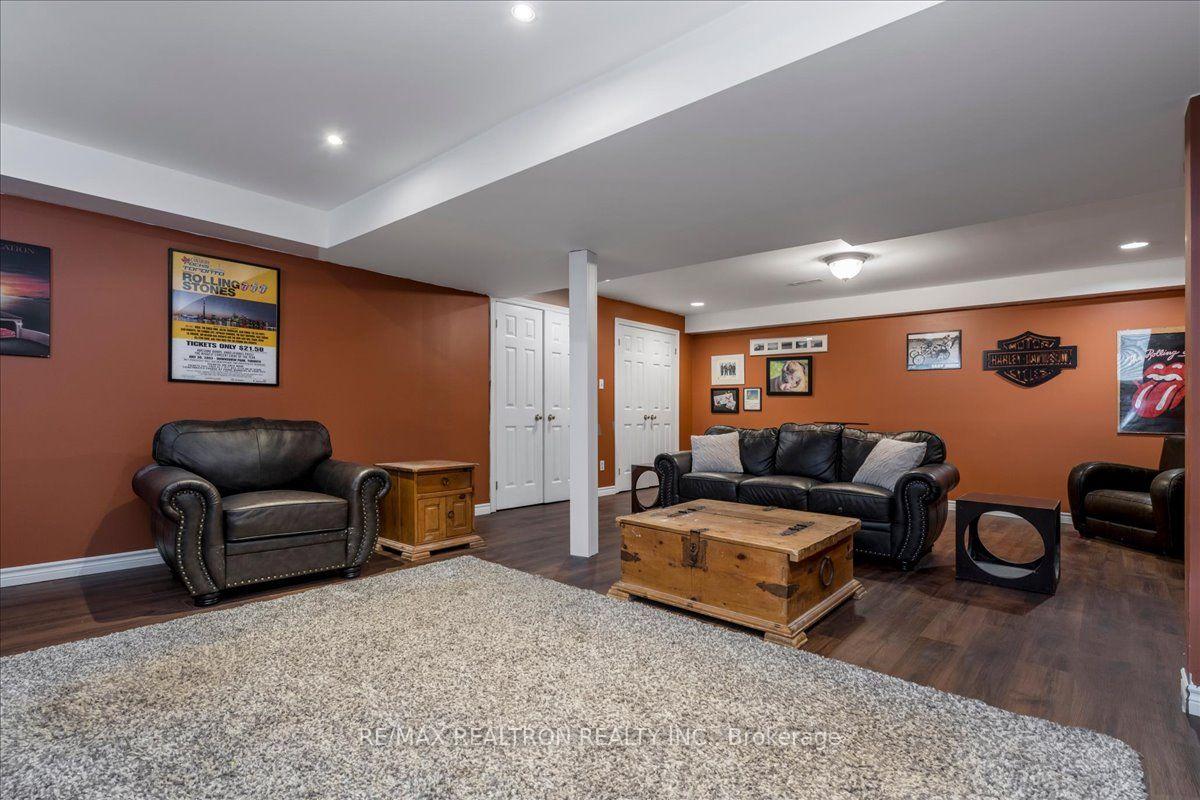 Photo 24 of 34 Howard Drive, Oro-Medonte, Rural Oro-Medonte — HOMEH
