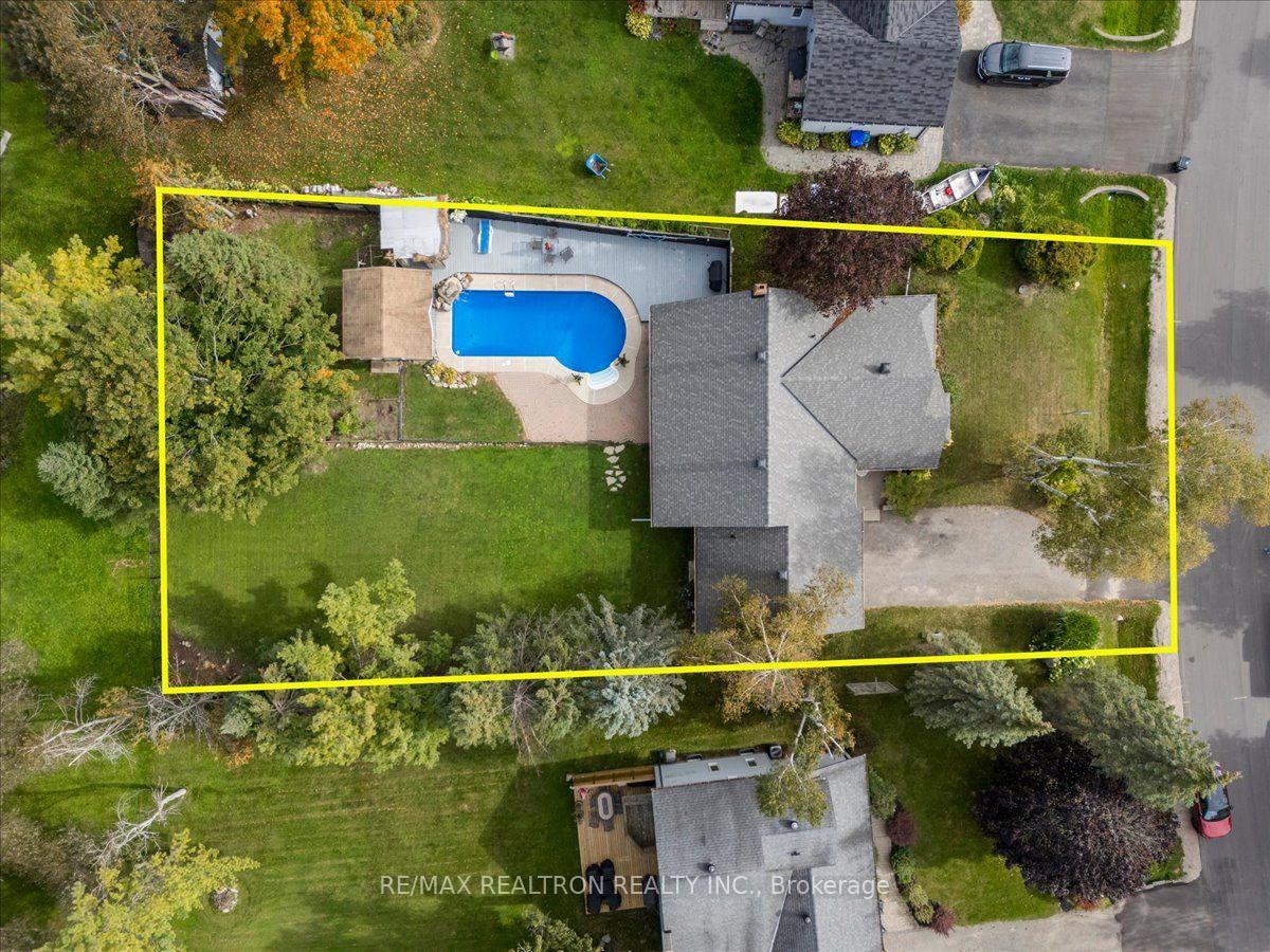 Photo 41 of 34 Howard Drive, Oro-Medonte, Rural Oro-Medonte — HOMEH