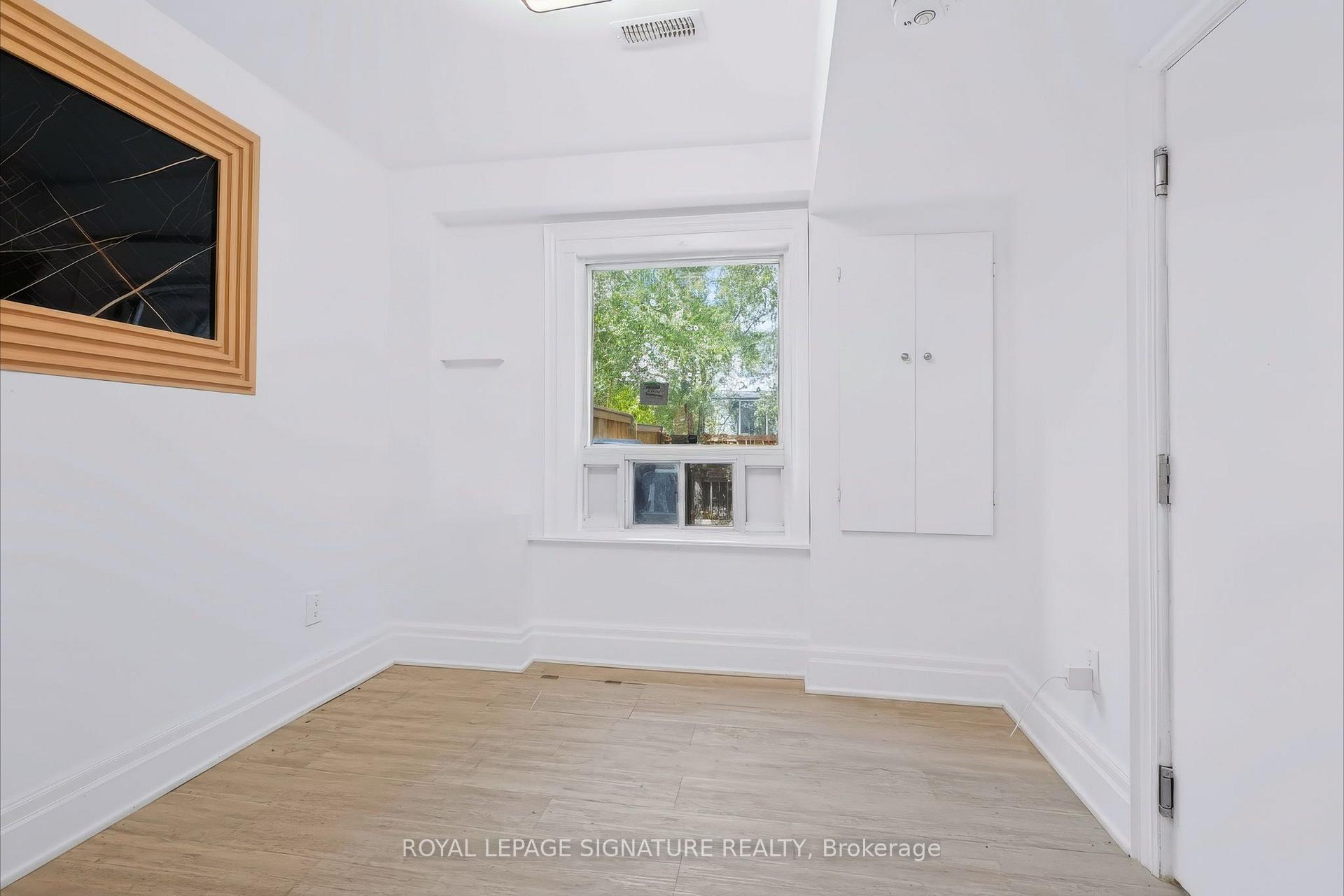 Photo 8 of 23 Myrtle Avenue, Toronto, South Riverdale — HOMEH