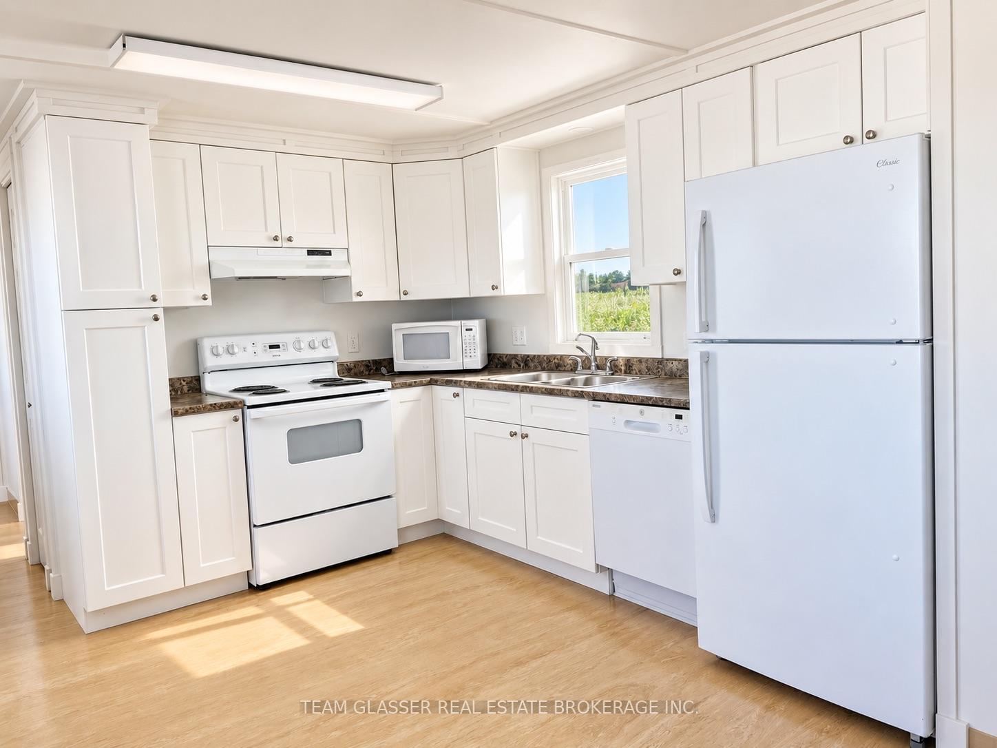 Photo 5 of 41065 Ferguson Line, St. Thomas — HOMEH