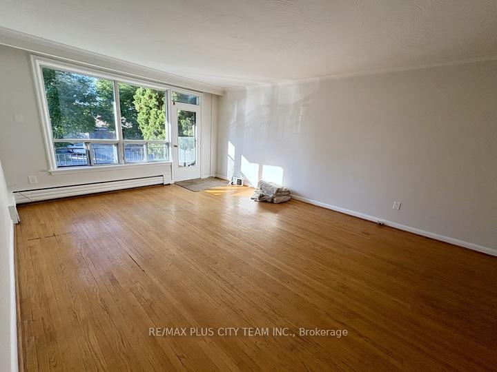 Photo of Unit 2, 44 Meadowbrook Drive